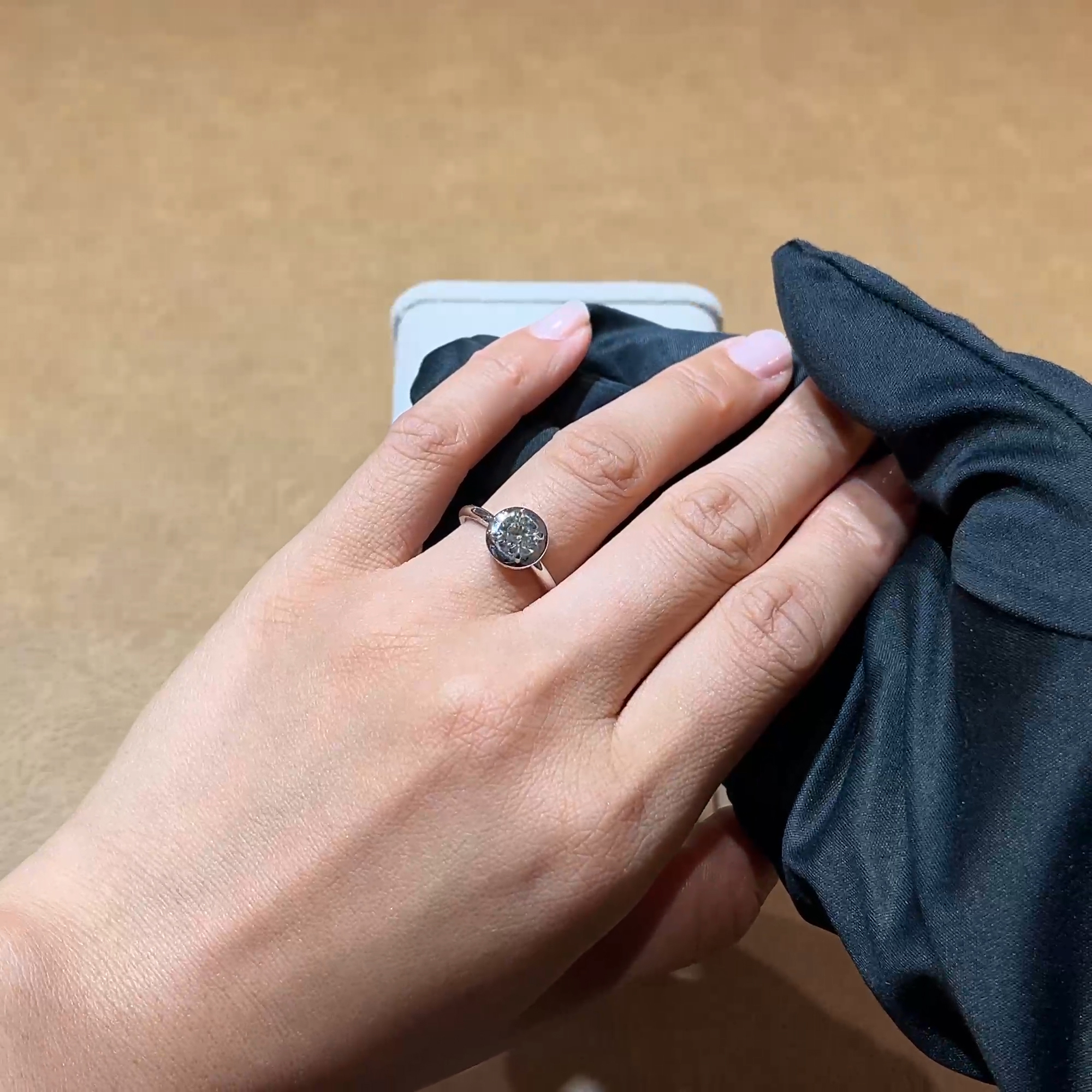 Skimming Stone 0.90ct Brilliant Cut Diamond Ring in Platinum