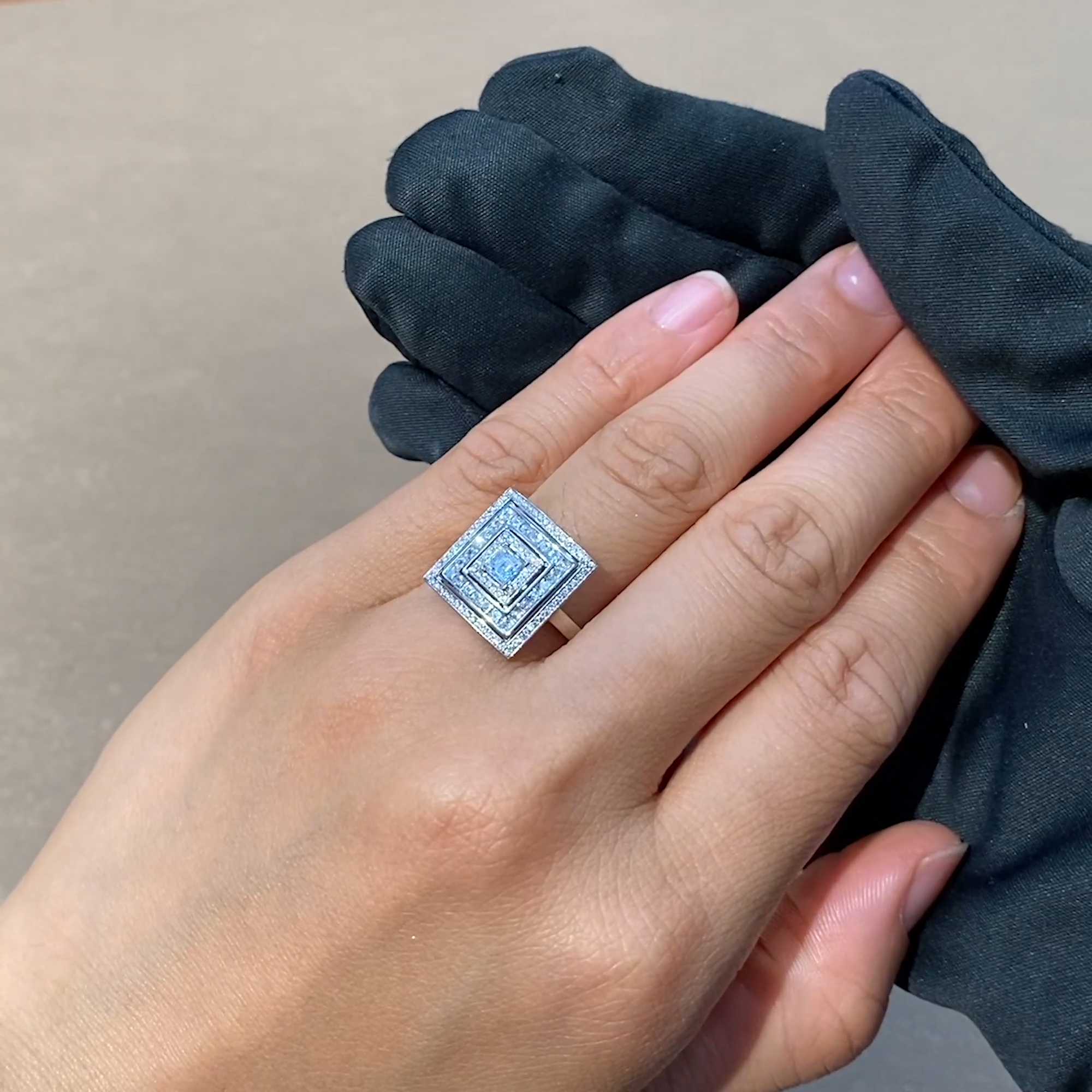 Carre cut Diamond Ripple Ring 0.31ct in Platinum