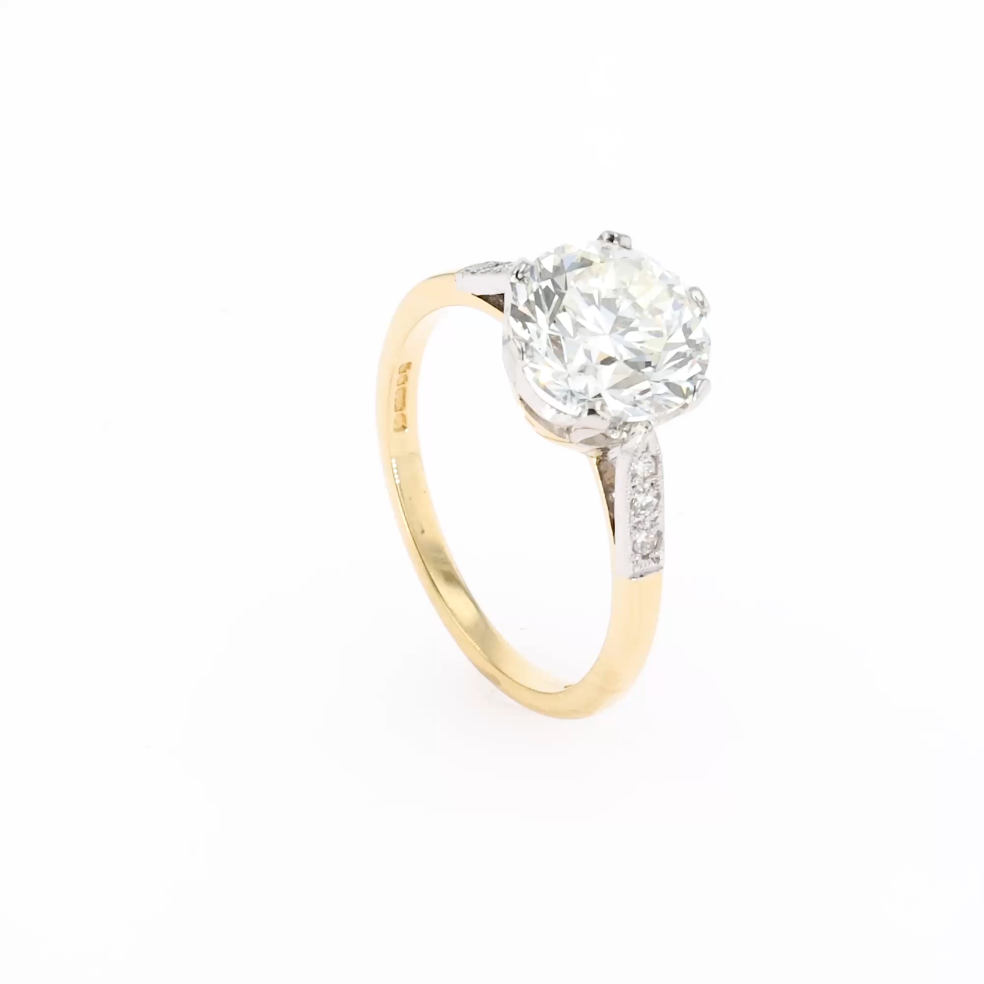 Brilliant Cut 3.01ct Diamond Solitaire Ring in 18ct Yellow Gold