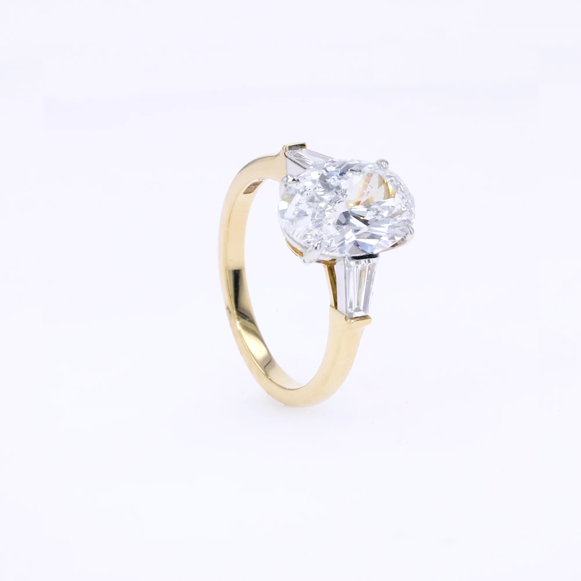 Regency 3.40ct Oval Cut Diamond Ring in 18ct Yellow Gold