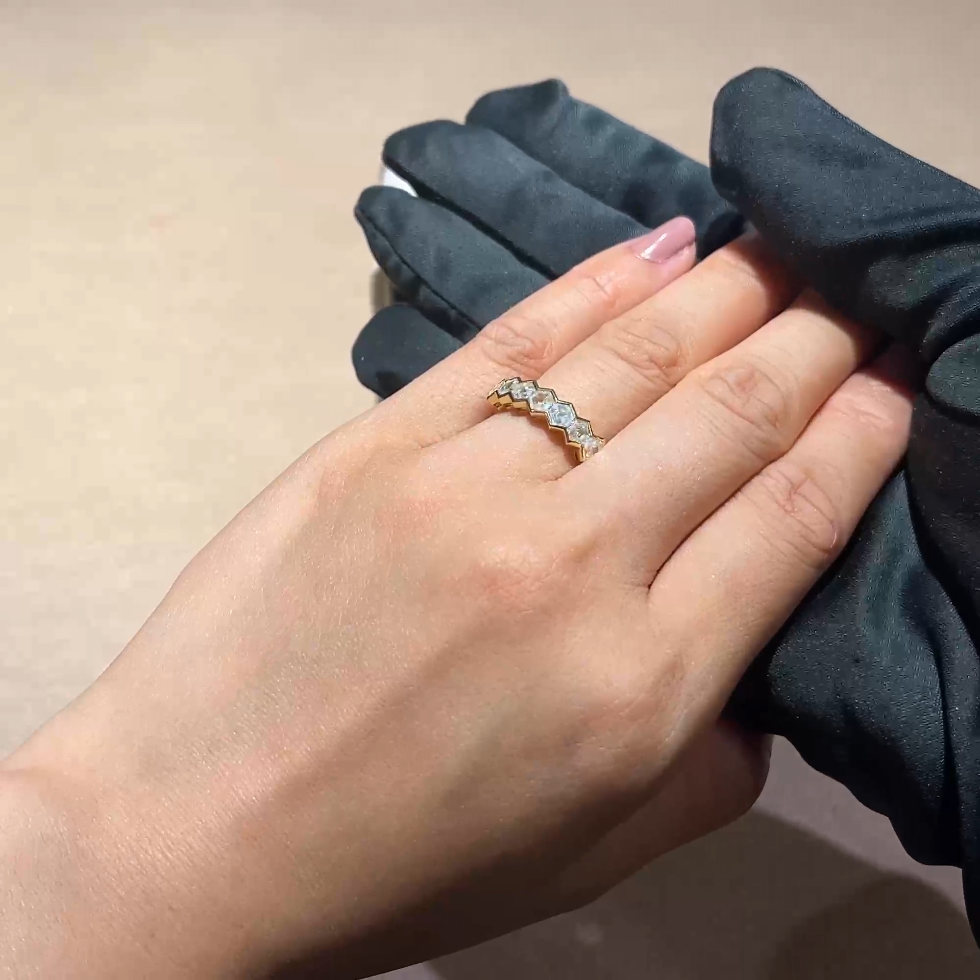 Honeycomb 1.24ct Diamond Seven Stone Ring in 18ct Yellow Gold