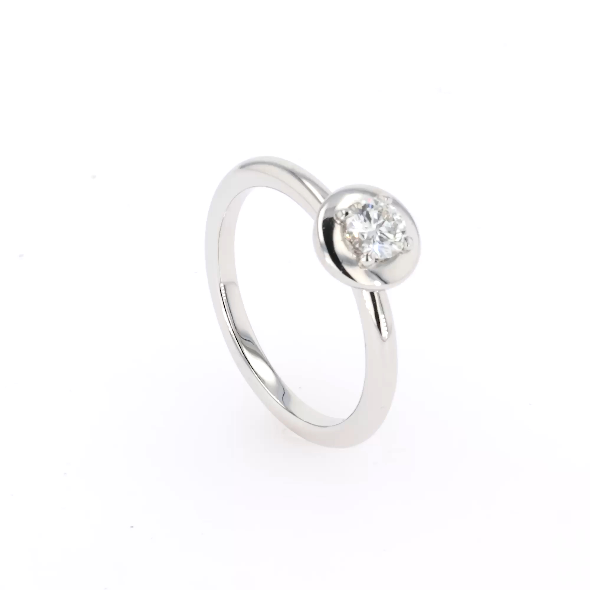 Skimming Stone 0.30ct Brilliant Cut Diamond Ring in Platinum