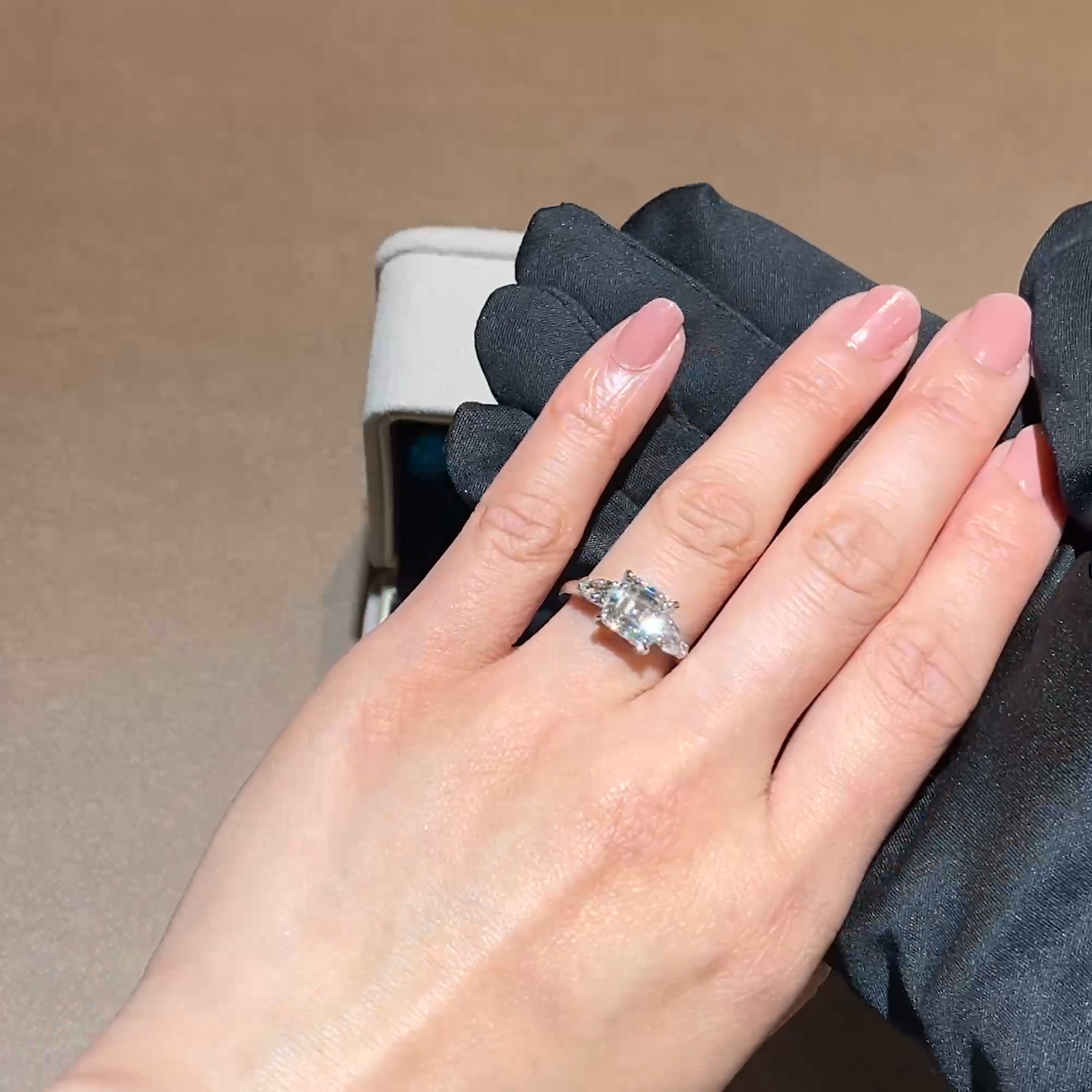 Asscher Cut 3.01ct Diamond Ring in Platinum