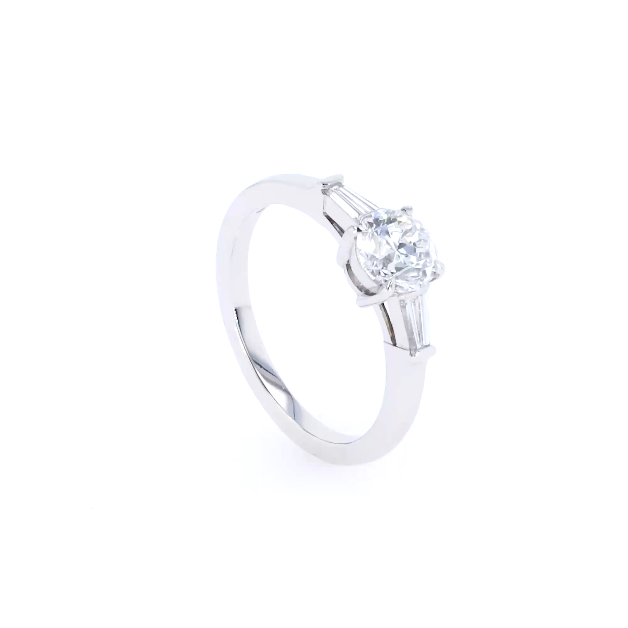 Regency 1.31ct Brilliant Cut Diamond Ring in Platinum