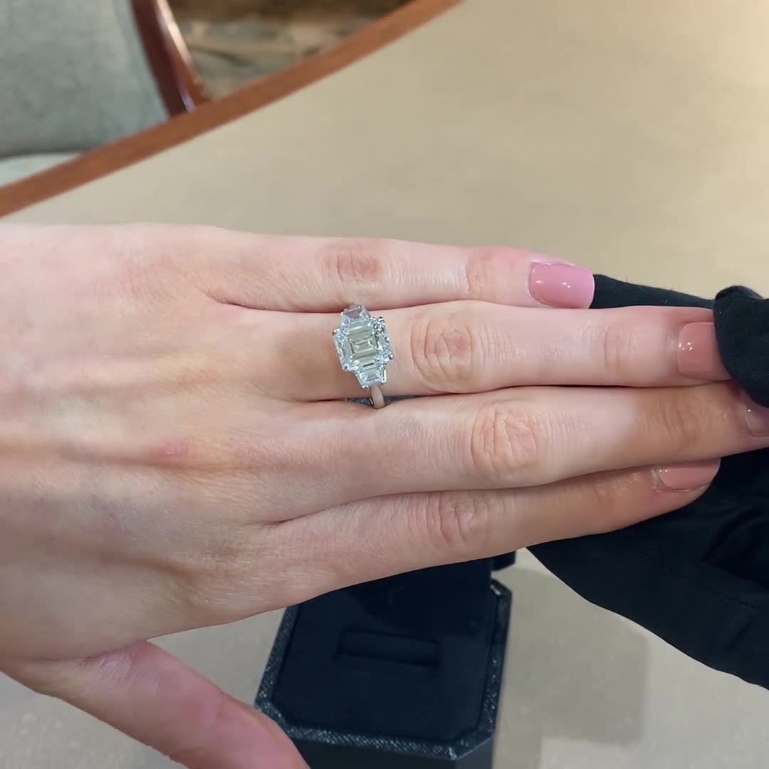emerald cut engagement rings vintage
