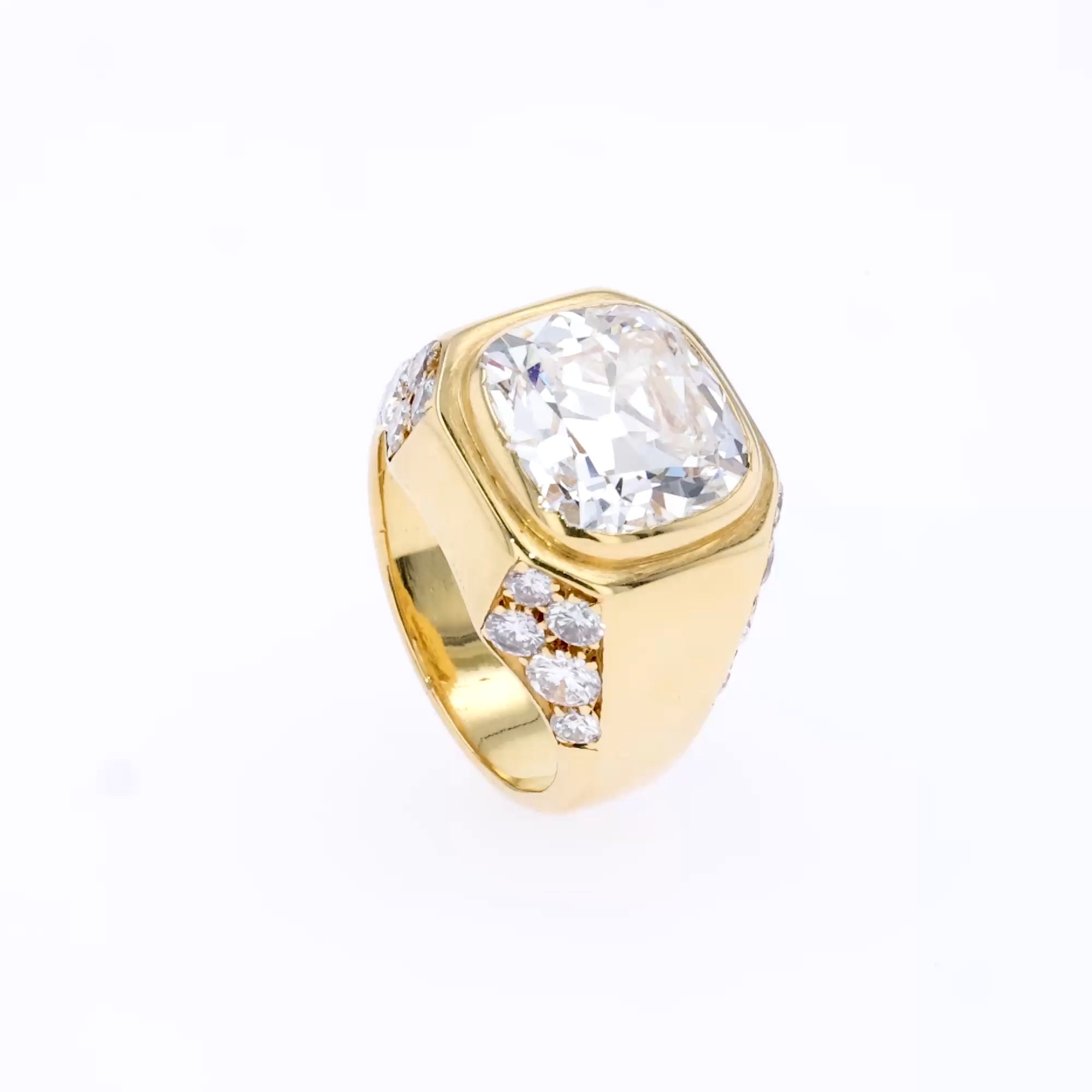 1960s Bvlgari 4.60ct Diamond Trombino Ring in 18ct Yellow Gold