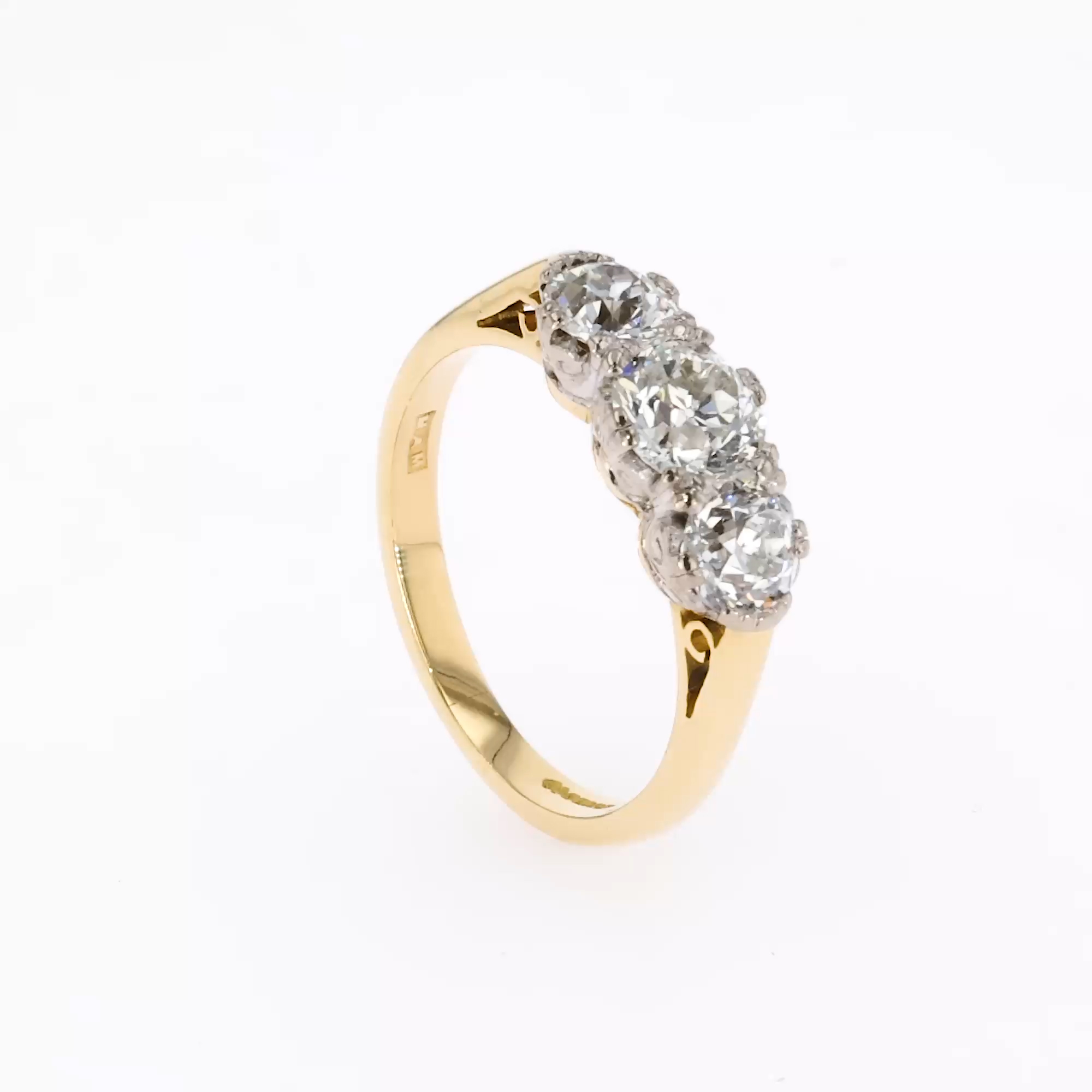 Old Cut Diamond Three Stone Ring in 18ct Yellow Gold