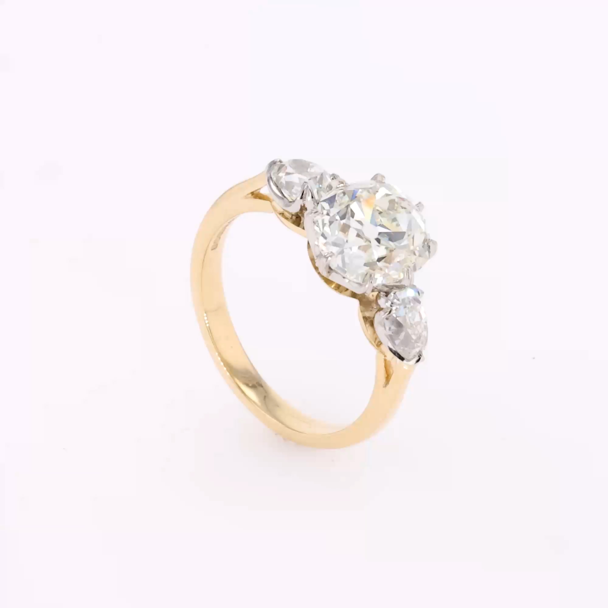  Cushion Cut 3.155ct Diamond Ring in 18ct Yellow Gold and Platinum