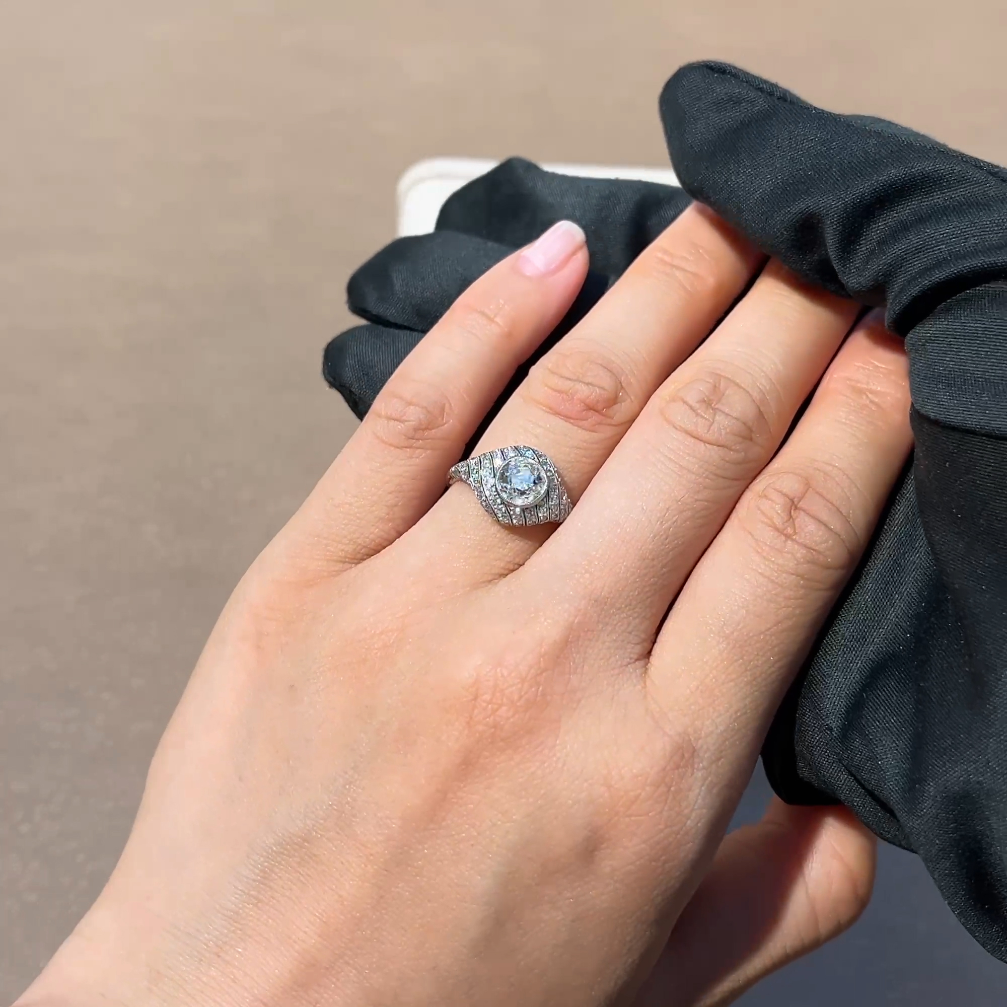 Art Deco Inspired 1.00ct Diamond Cluster Ring in Platinum 