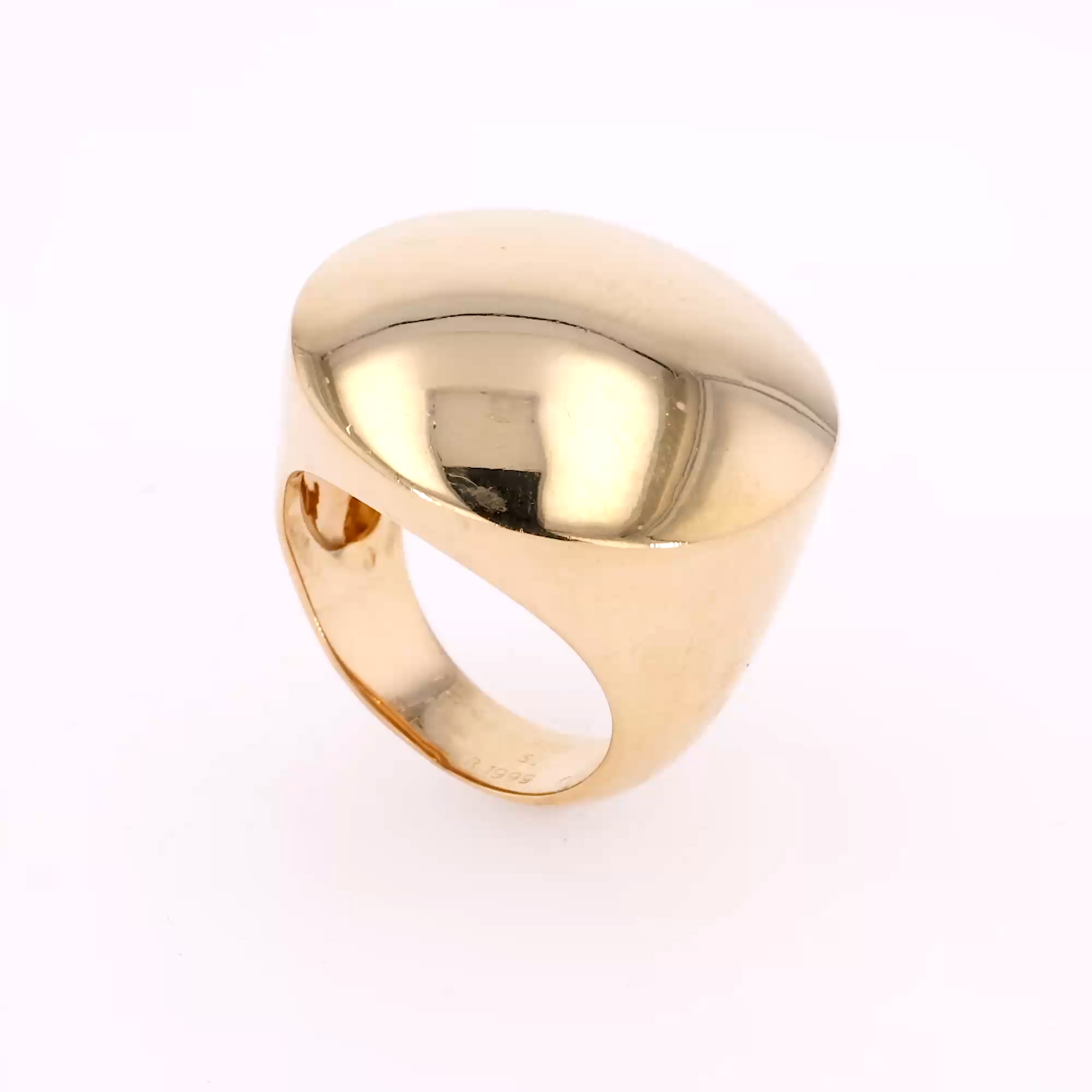 Cartier Gold Bombé Ring in 18ct Yellow Gold