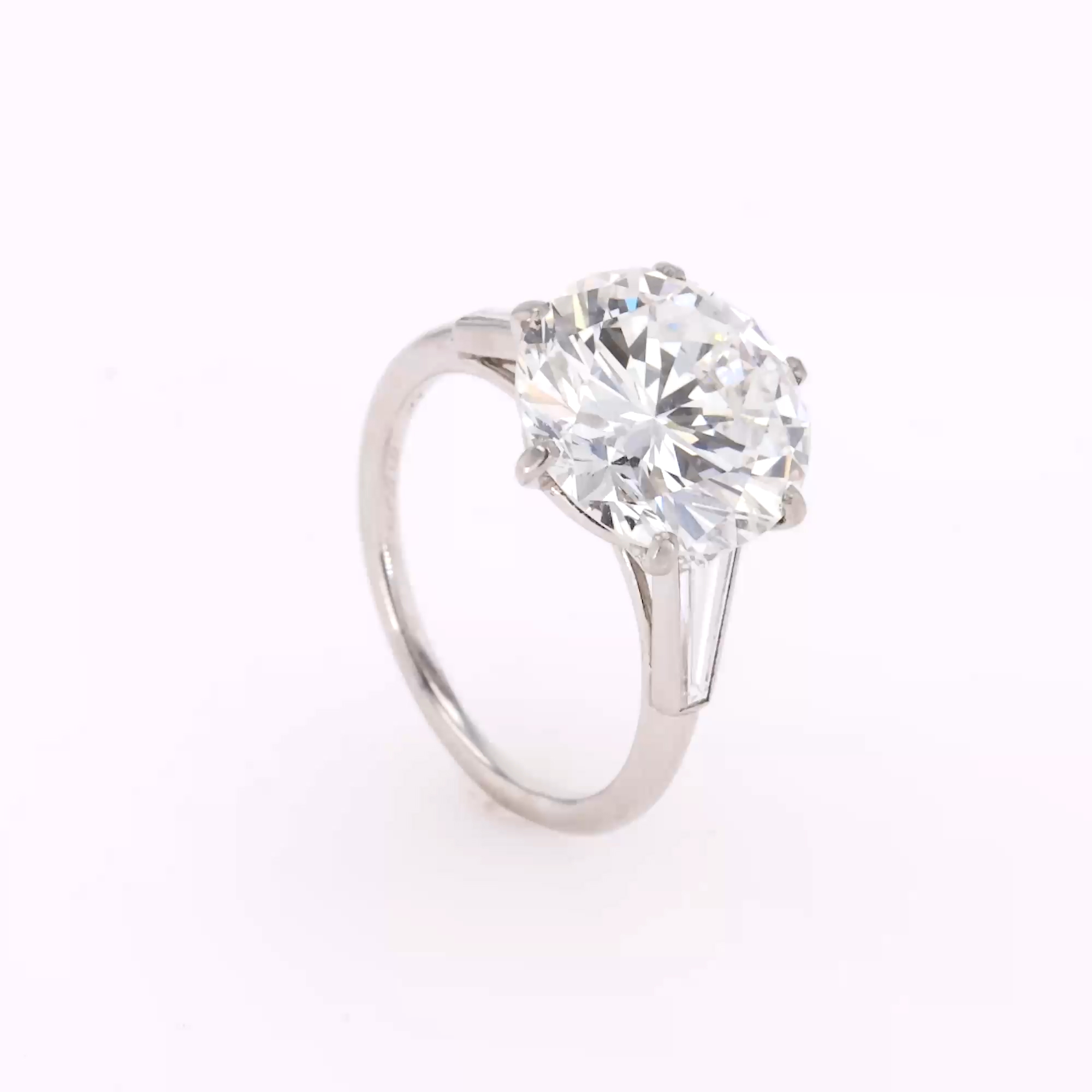 Cartier Brilliant Cut 5.02ct Diamond Ring in Platinum
