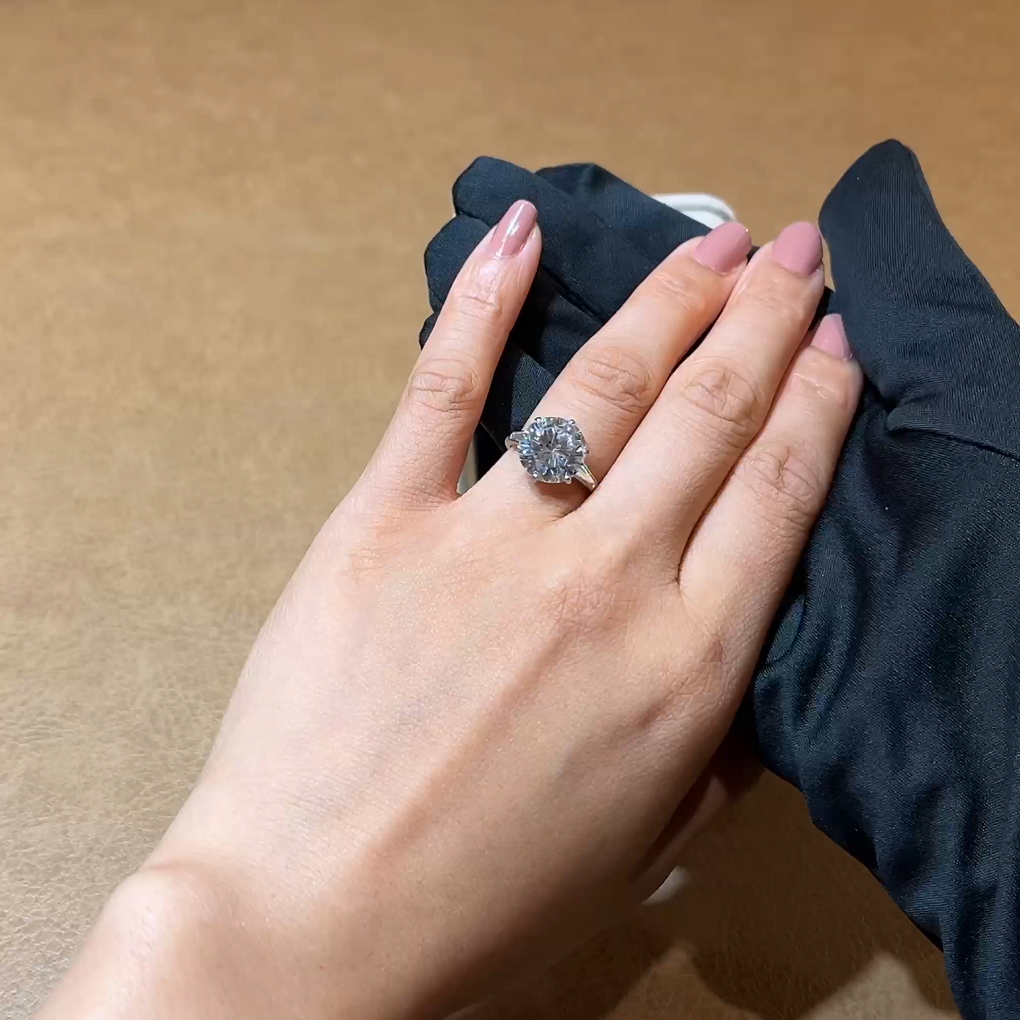 Cartier Brilliant Cut 5.02ct Diamond Ring in Platinum