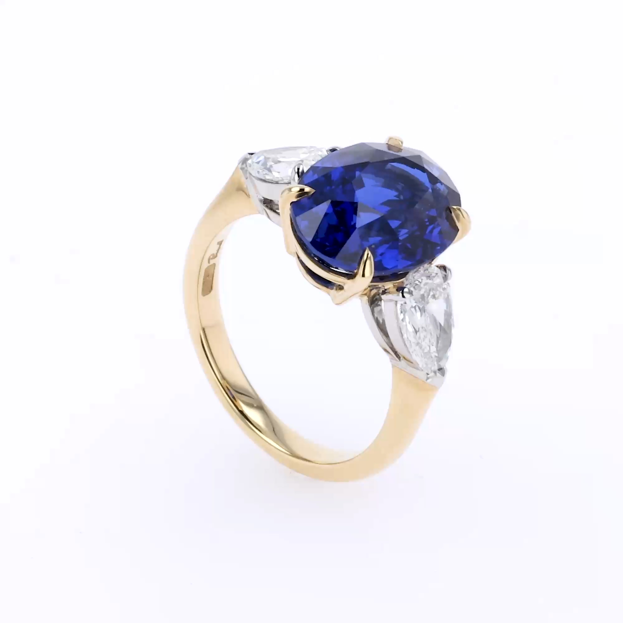 Oval Cut 7.22ct Sri Lankan Sapphire and Diamond Ring in 18ct Yellow Gold