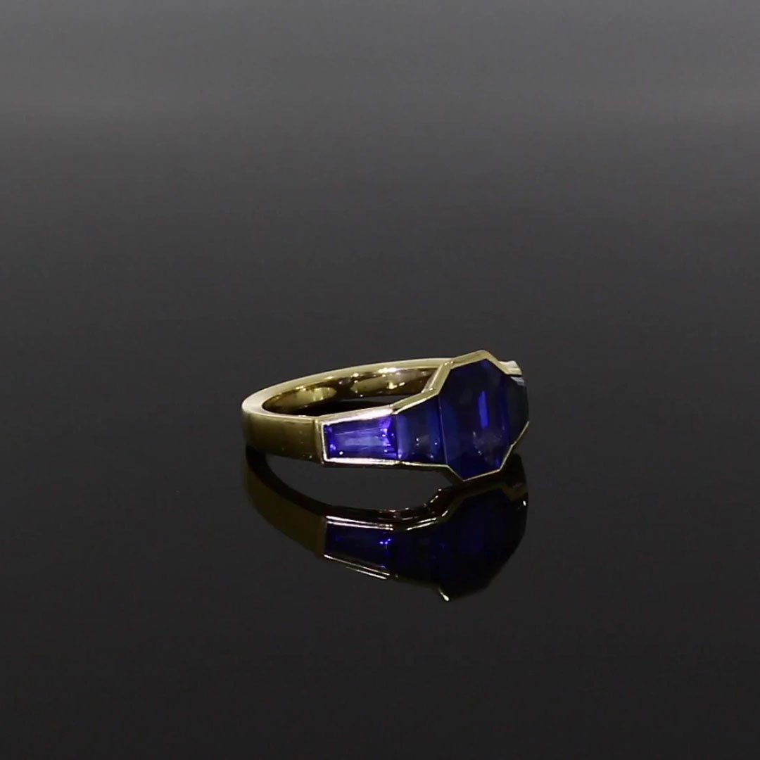 Kingdom Sri Lankan Sapphire Ring 4.33ct in 18ct Yellow Gold