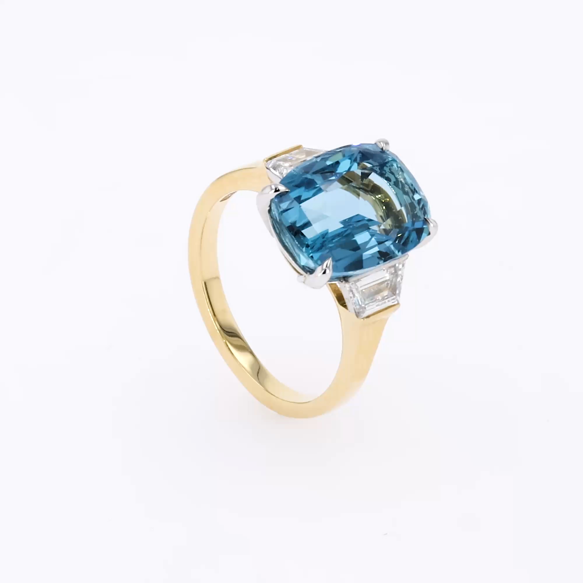 Lukusuzi Aquamarine and Diamond Ring 5.61ct in 18ct Yellow Gold and Platinum