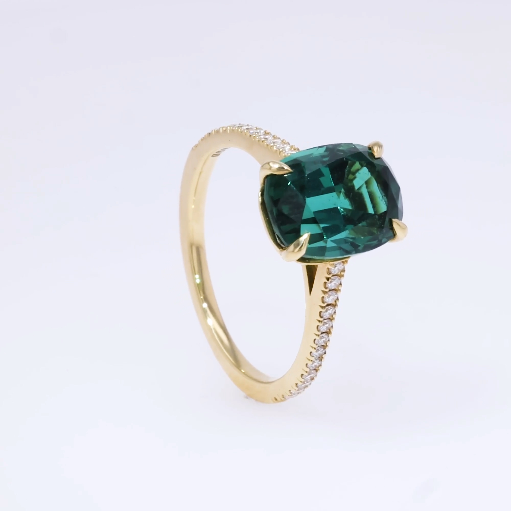Vivid Green Tourmaline & Diamond Ring 4.30cts in 18ct Yellow Gold