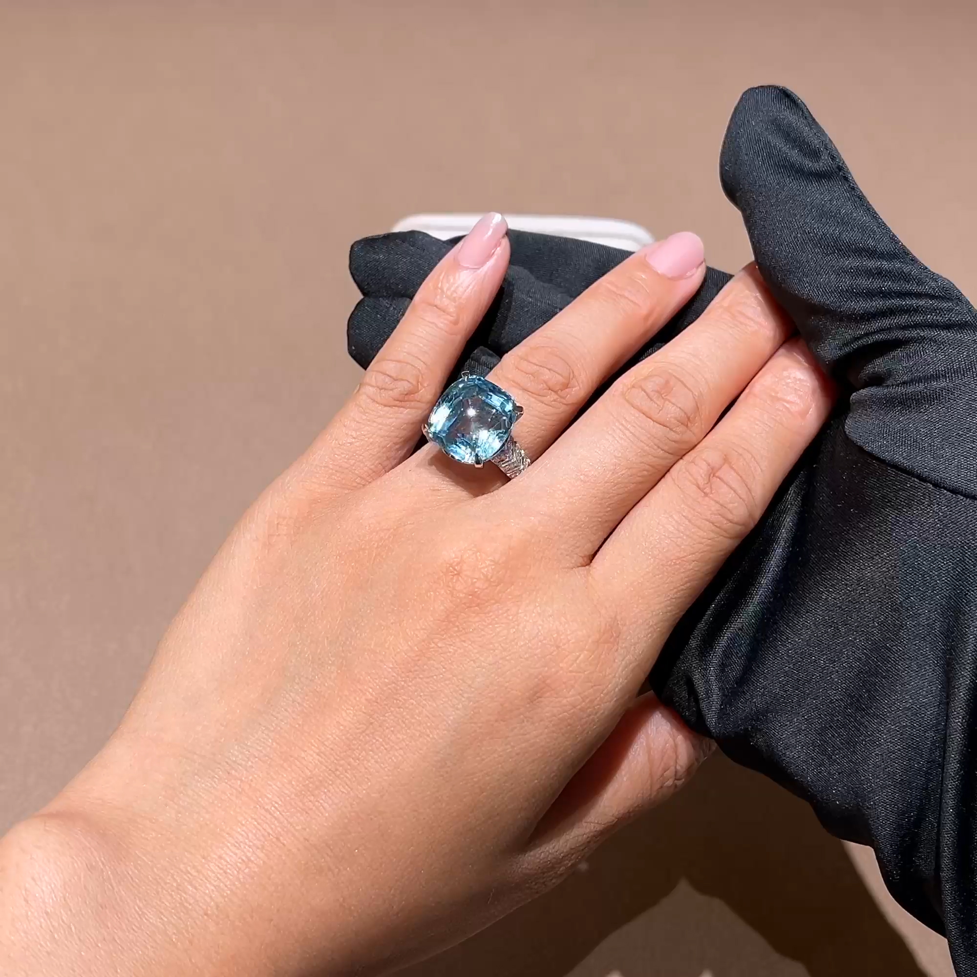 Lukusuzi 12.70ct Aquamarine and Diamond Ring in Platinum