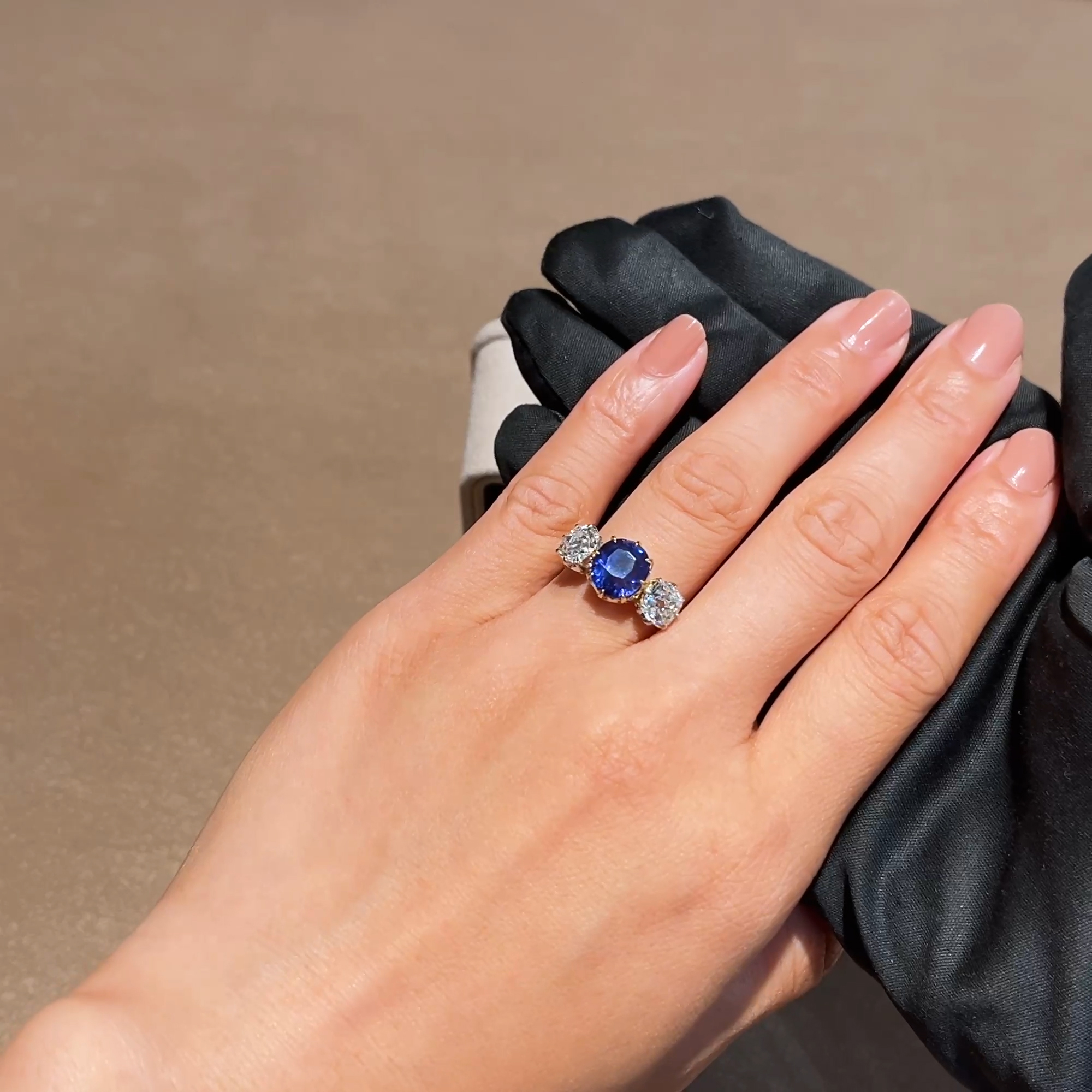 Cushion Cut 4.64ct Sri Lankan Sapphire and Diamond Ring in 18ct Yellow Gold & Platinum