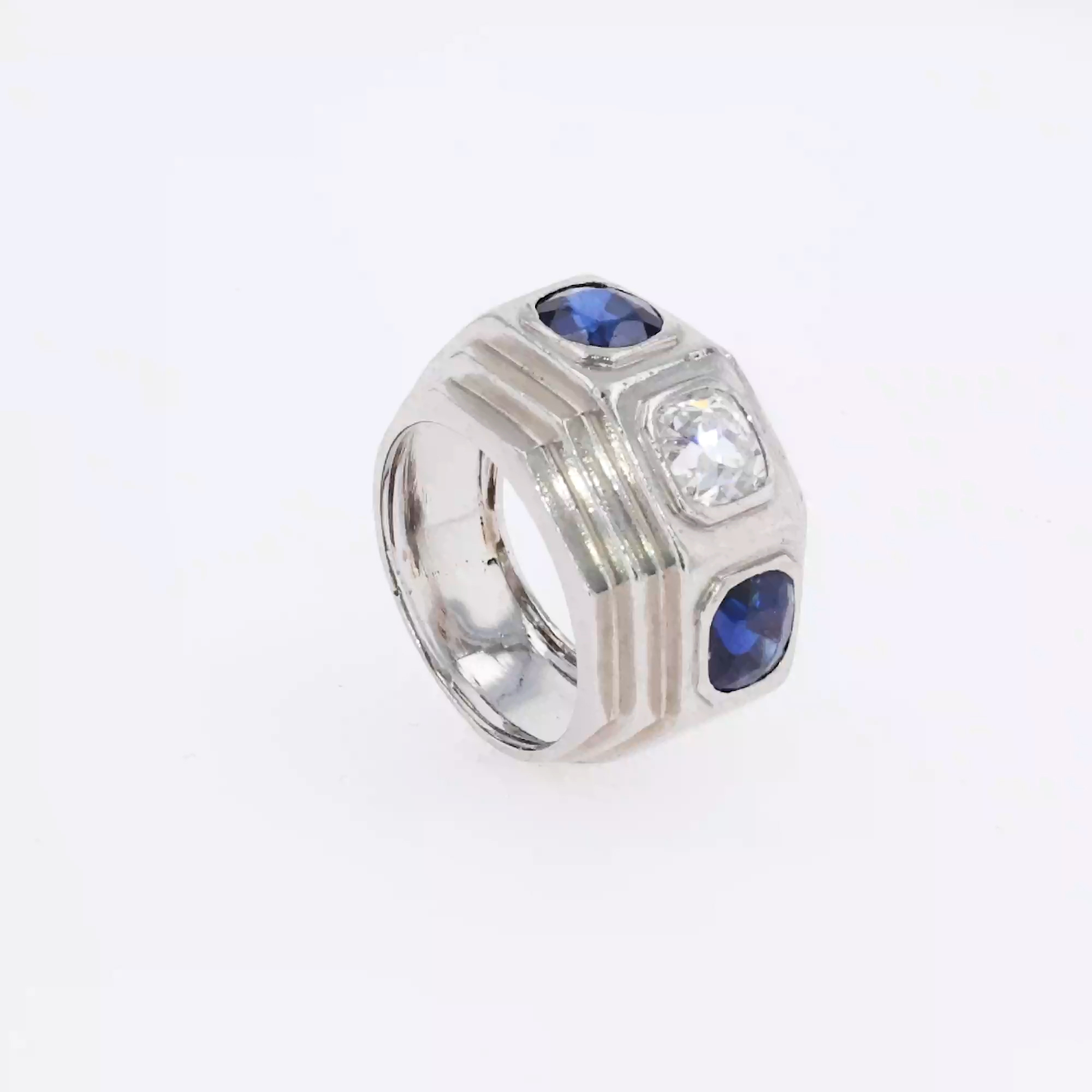 Art Deco Rene Boivin Sapphire & Diamond 3 stone 0.90ct in Platinum