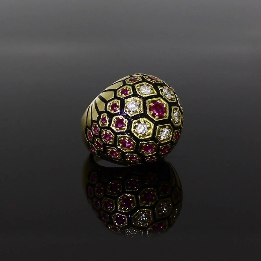 Retro Diamond & Ruby Bombé Honeycomb Dress Ring in 18ct Yellow Gold