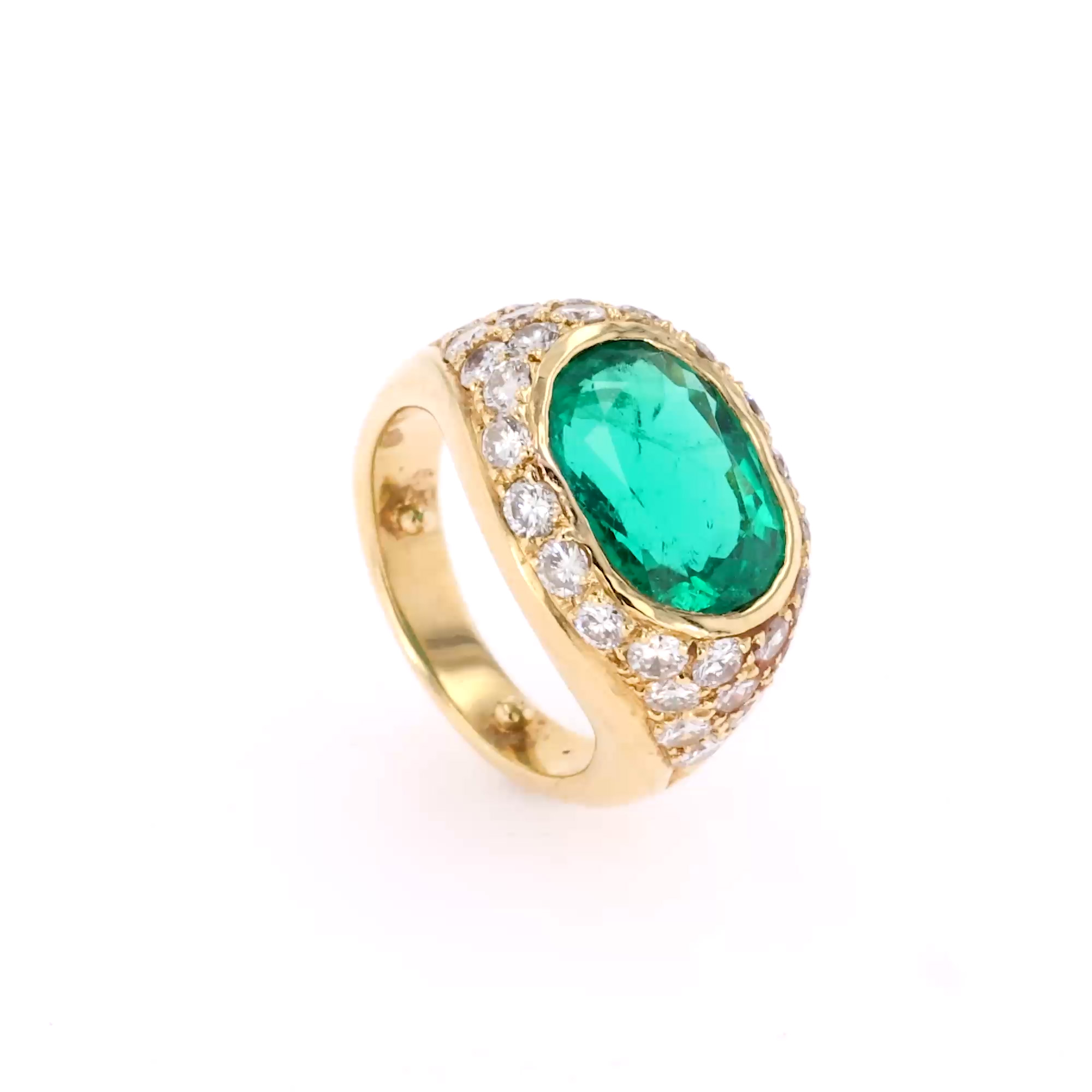 Retro Oval Cut 3.40ct Colombian Emerald and Diamond Dress Ring in 18ct Yellow Gold