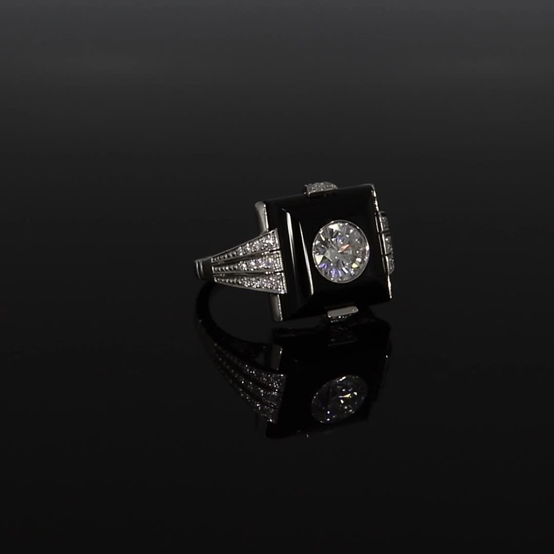 Diamond & Onyx Ring<br /> 1.01CT in Platinum