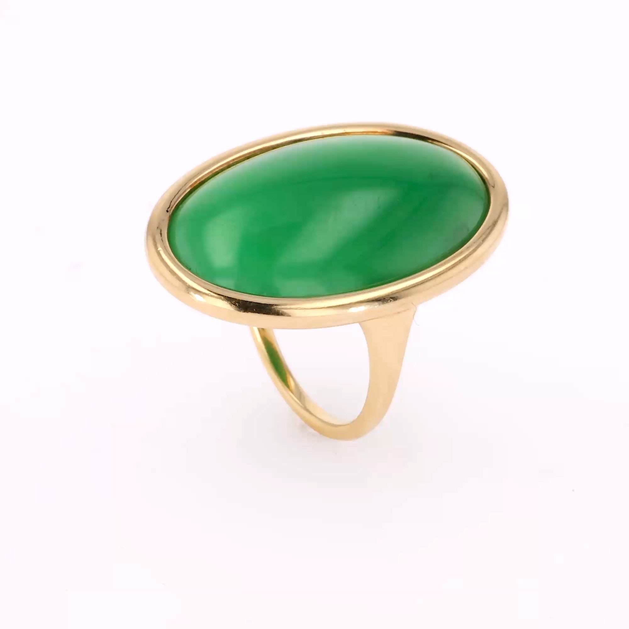 Contemporary Cabochon Cut 19.90ct Jadeite Solitaire Ring in 18ct Yellow Gold