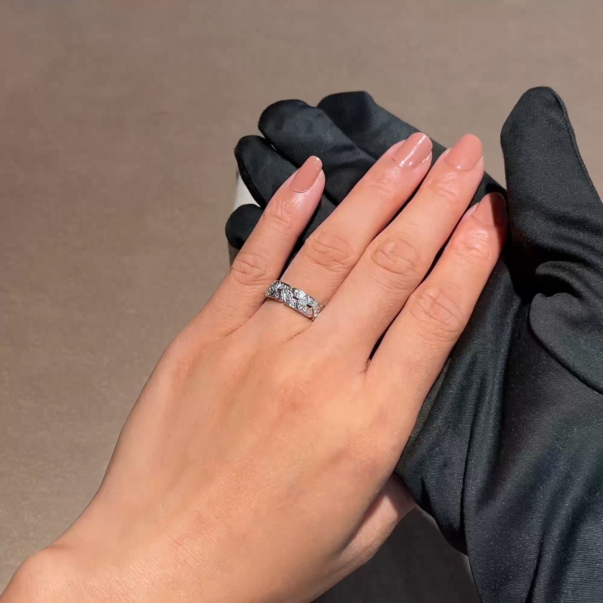 Art Deco Old Cut 0.90ct Diamond Band Ring in Platinum