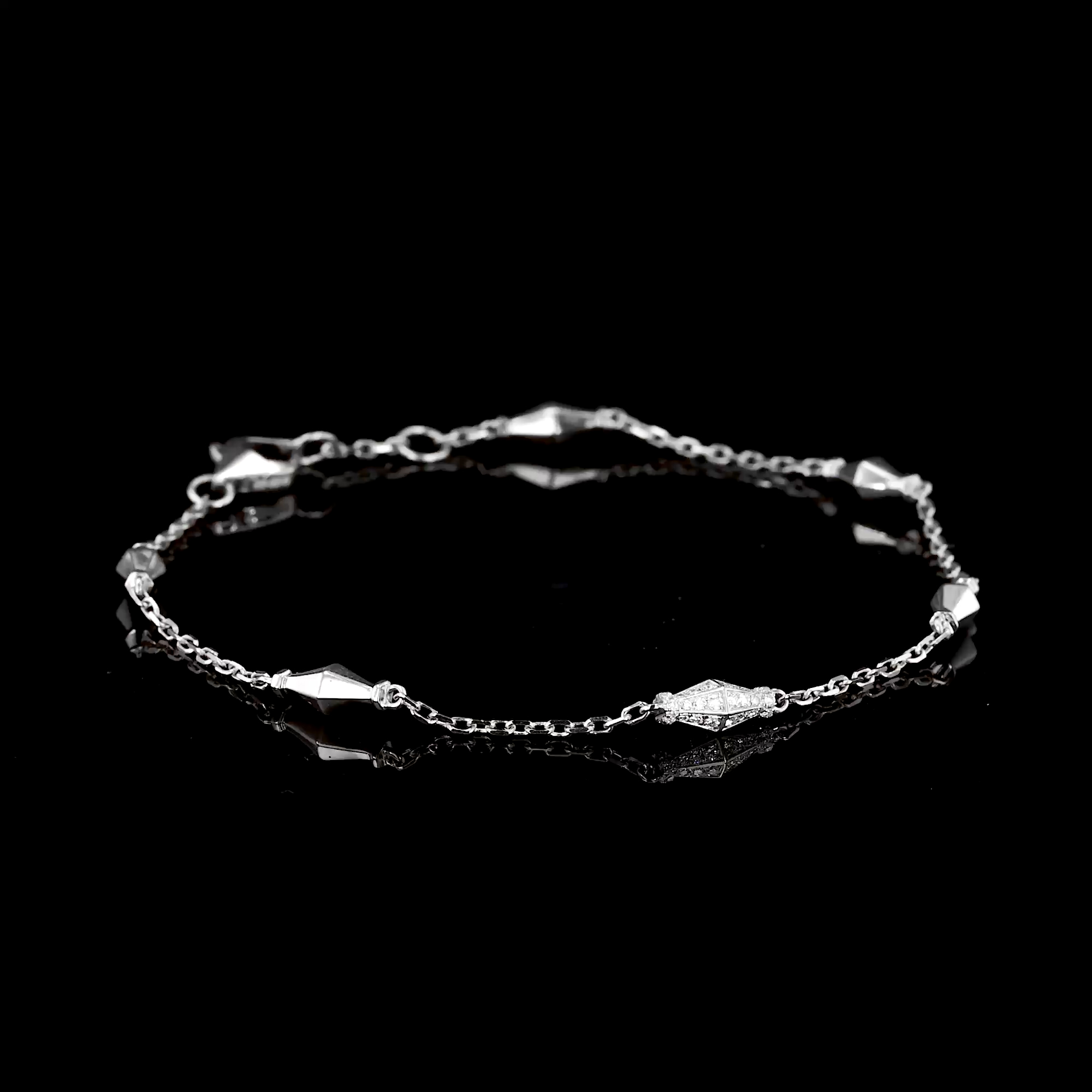 Mini-Cleopatra 0.187ct Diamond Gold Faceted Barrel Link Chain Bracelet in 18ct White Gold