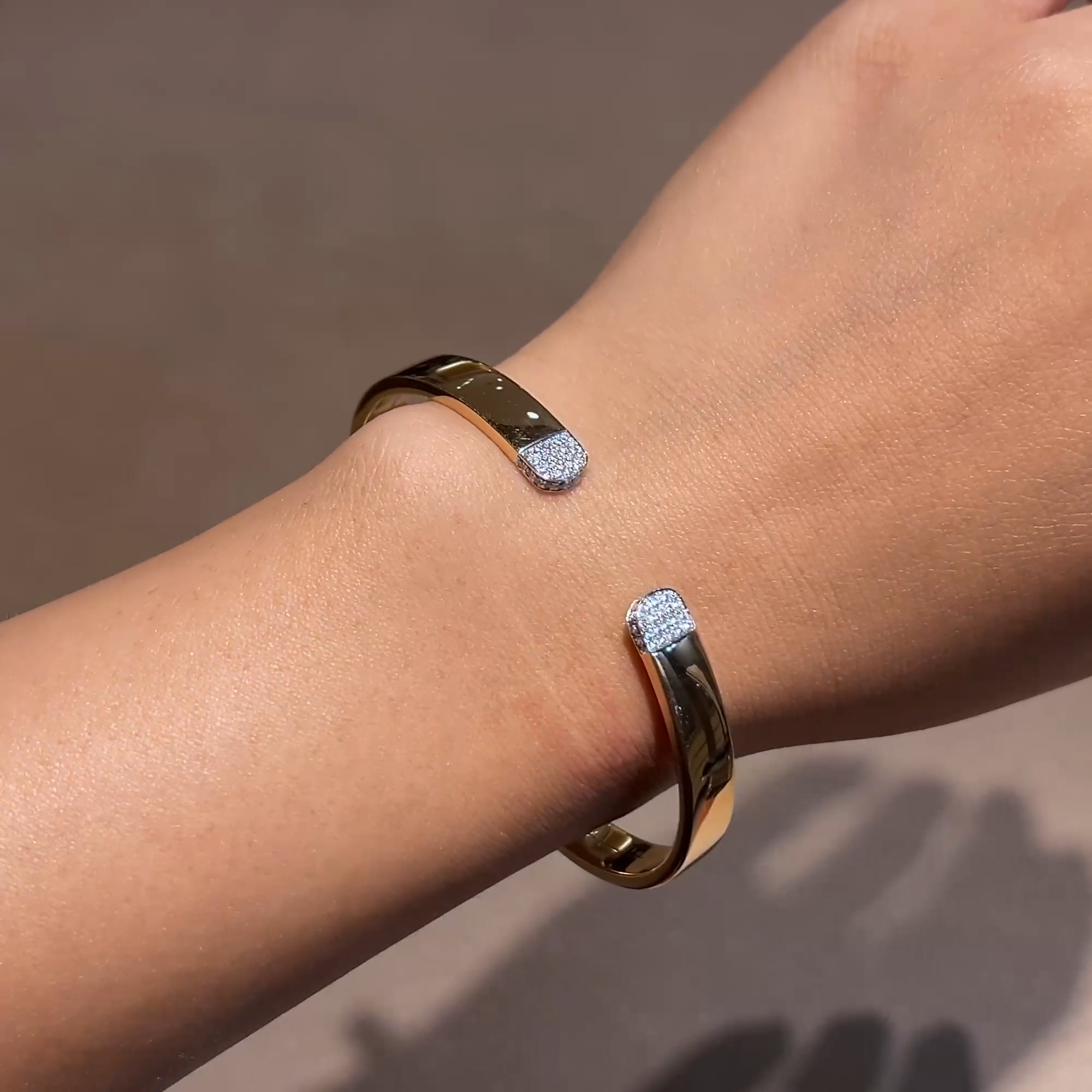 Plain Polished 0.26ct Diamond Open Bangle in 18ct Rose Gold