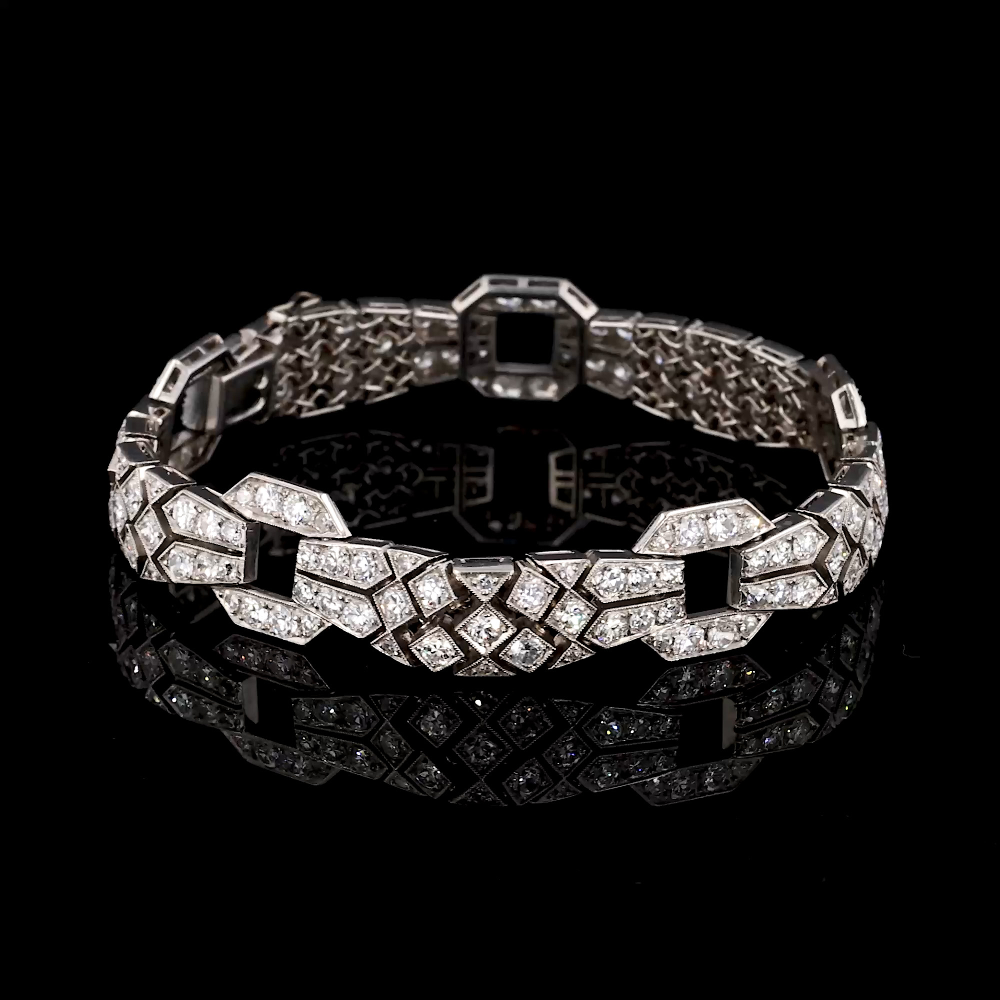 Janesich Old Brilliant Cut Diamond Bracelet In platinum