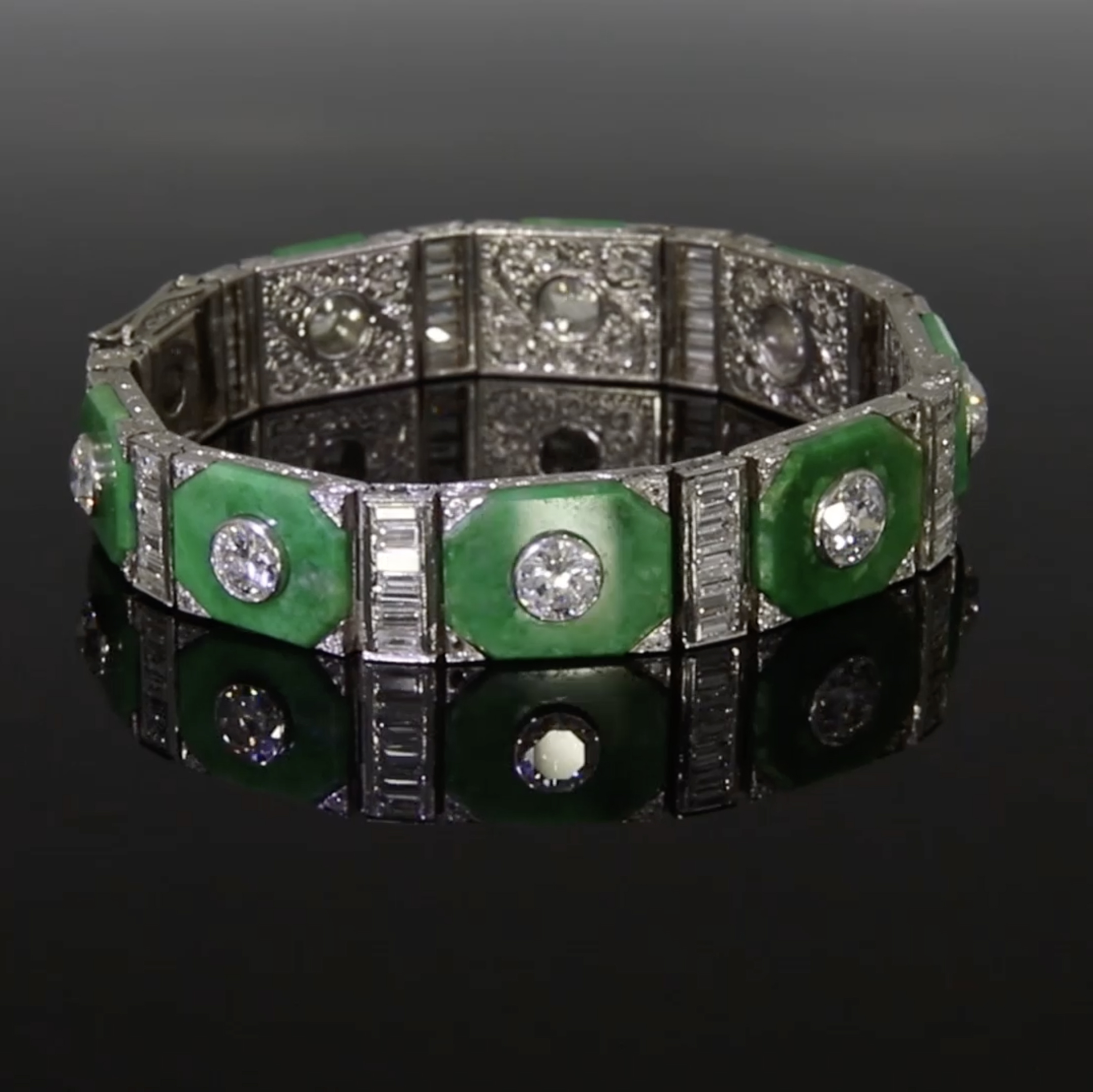 Art Deco Jadeite & Diamond Bracelet<br /> in Platinum