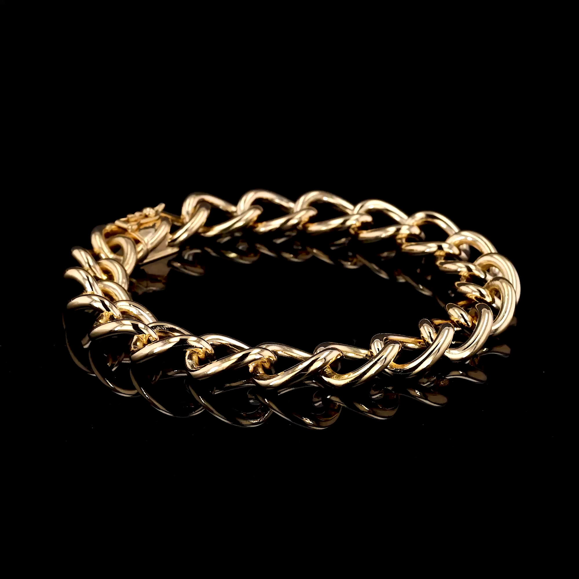 Contemporary Gold Curb Link Bracelet in 18ct Yellow Gold