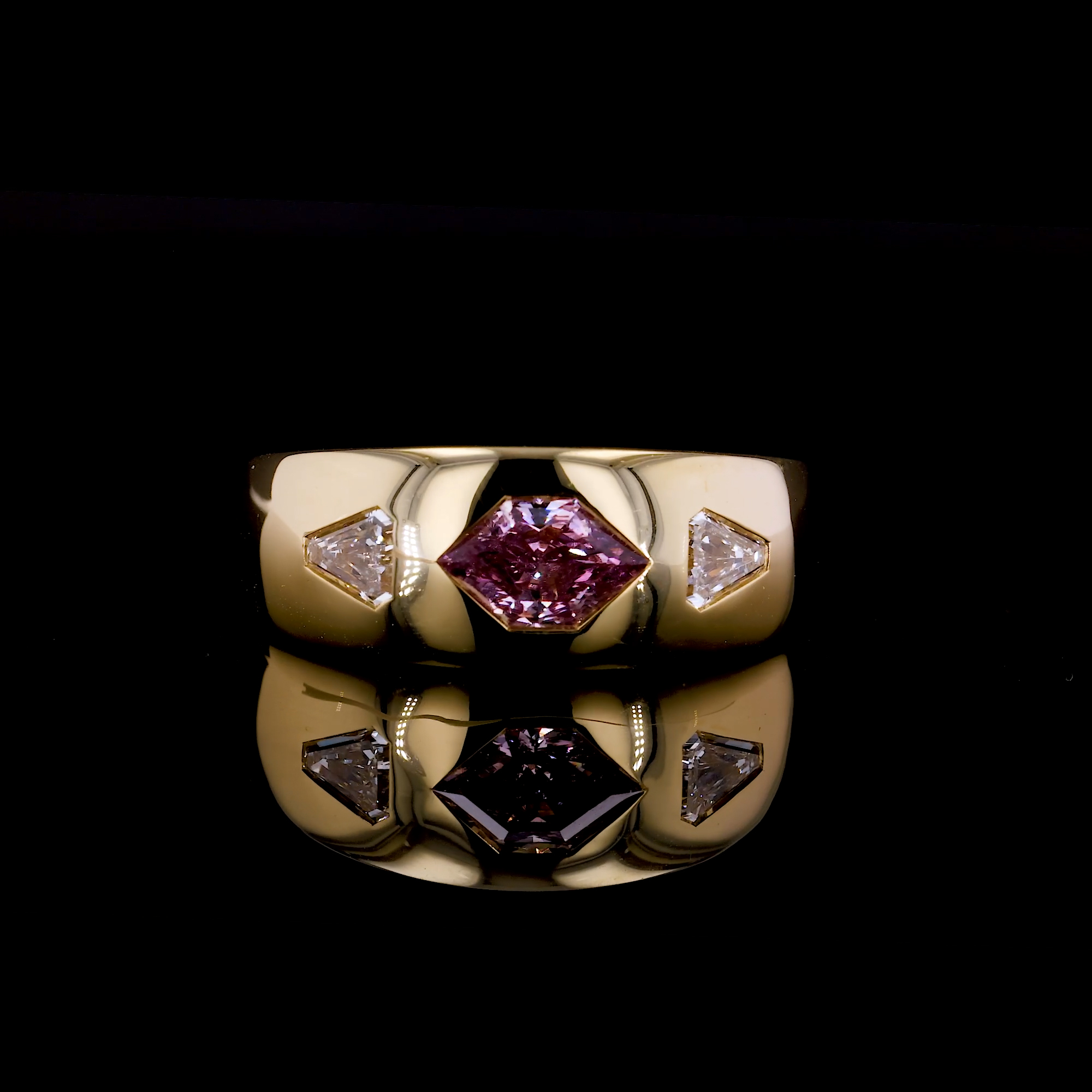 Masterpiece Stellar 0.78ct Fancy Intense Purplish-Pink Diamond Ring in 18ct Yellow Gold