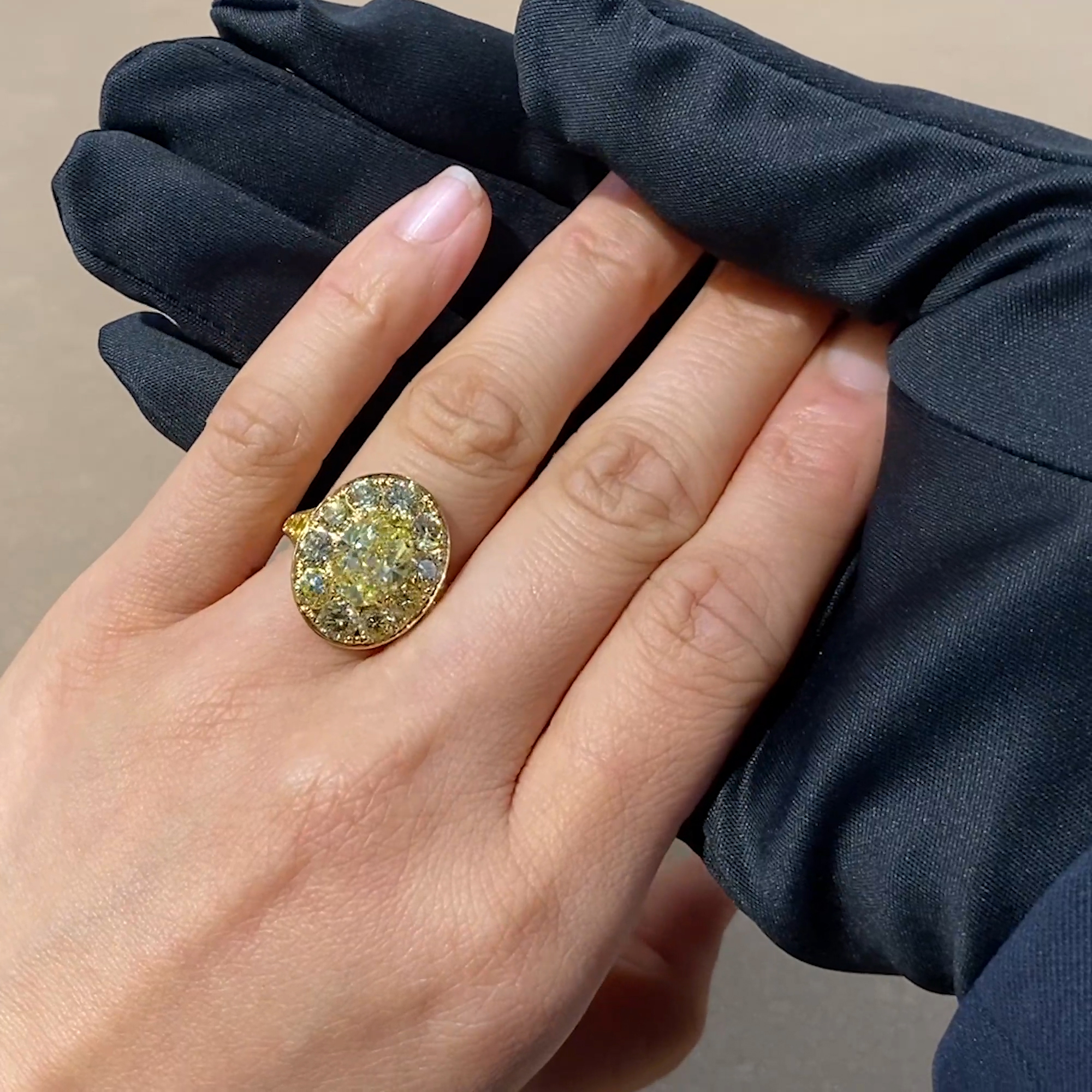 Masterpiece 3.47ct Fancy Vivid Yellow Diamond Cluster Ring in 18ct Yellow Gold