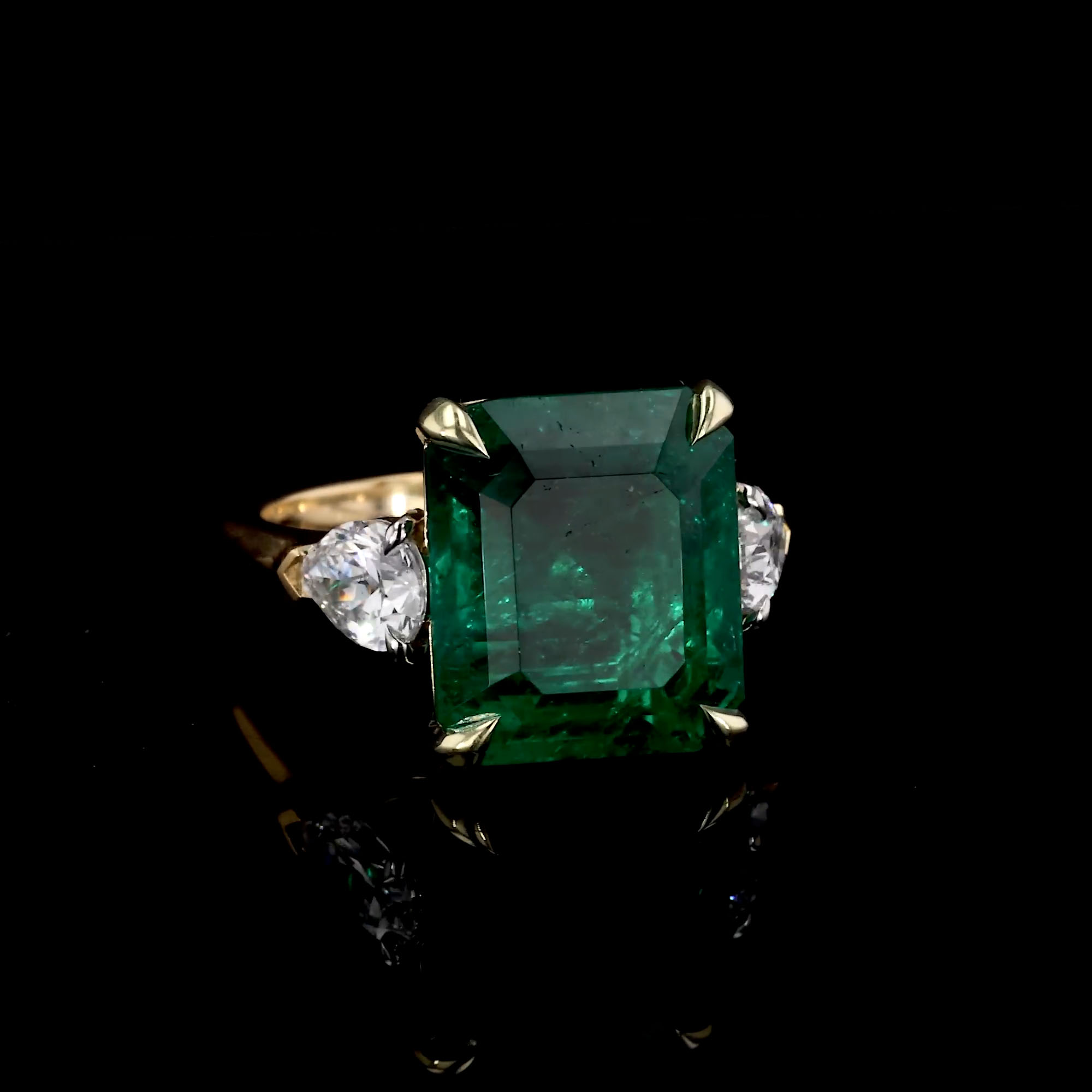 Masterpiece Octagonal Cut 8.58ct Colombian Emerald and Diamond Ring in 18ct Yellow Gold and Platinum