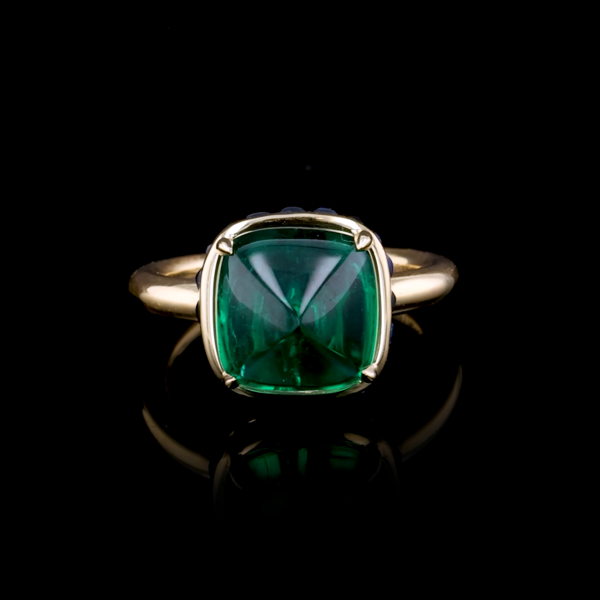 Masterpiece Sugarloaf Cabochon Cut 6.44ct Emerald and Sapphire Ring  in 18ct Yellow Gold