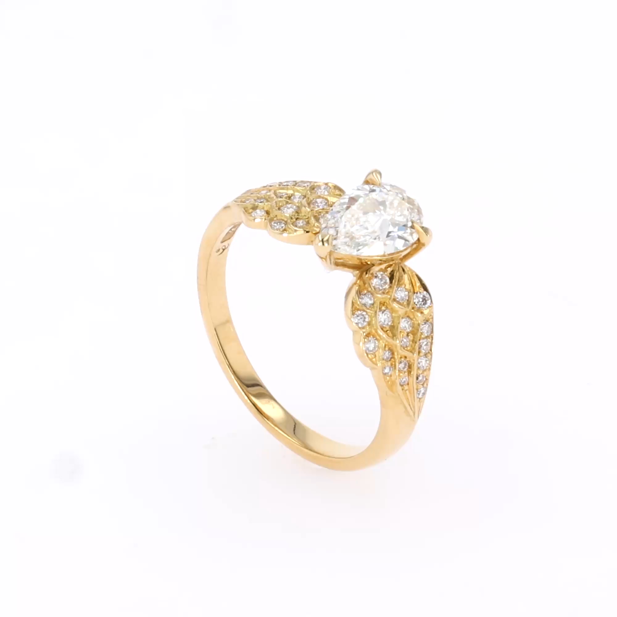 Tiara Pear and Brilliant Diamond Ring 0.90ct in 18ct Yellow Gold