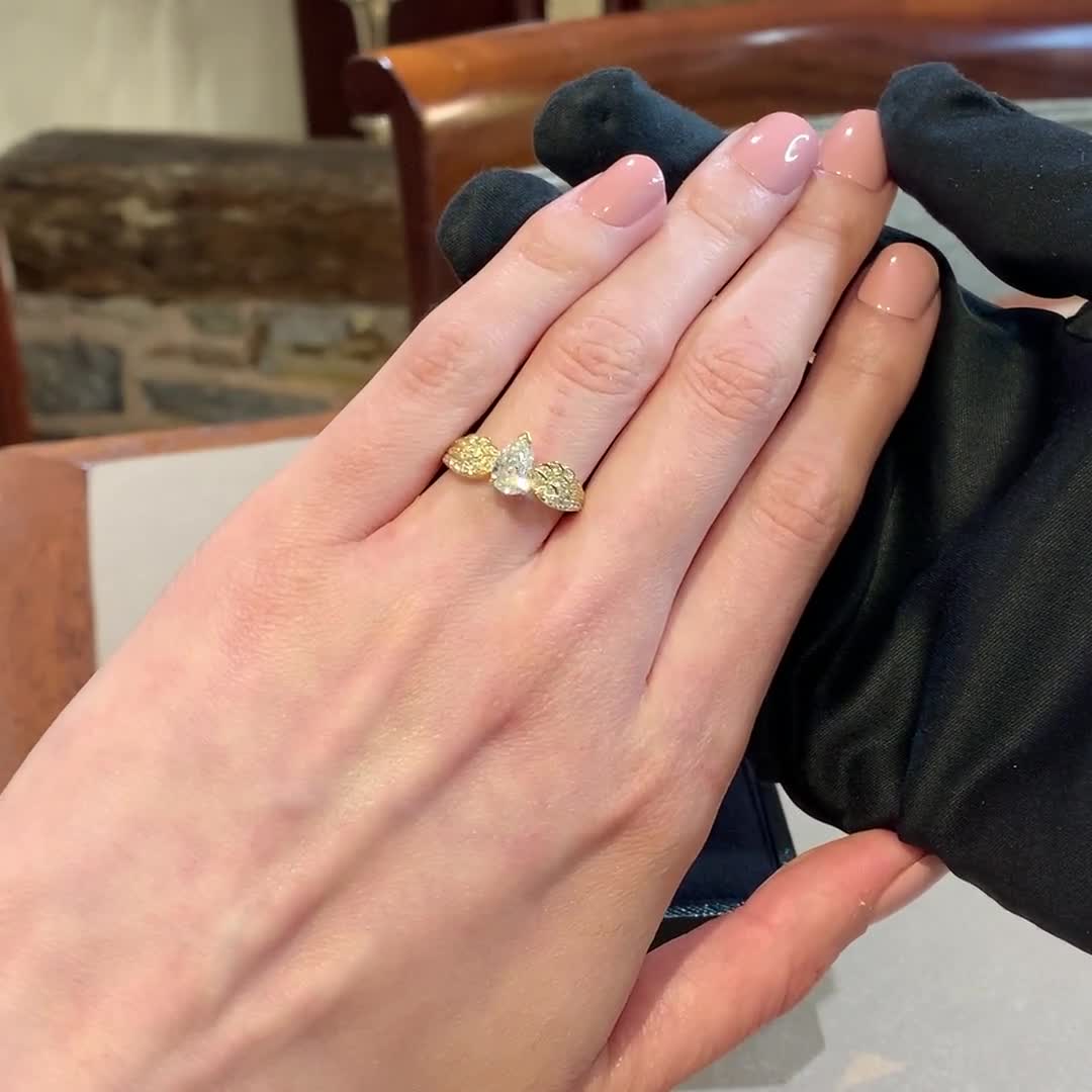 Tiara Pear and Brilliant Diamond Ring 0.90ct in 18ct Yellow Gold