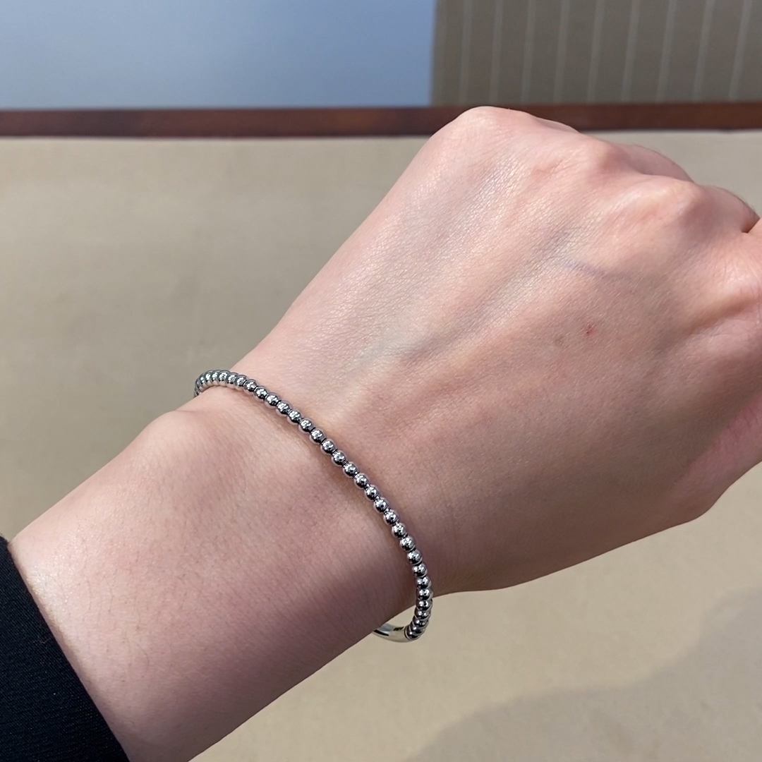 Bohemia Gold Bangle in 18ct White Gold