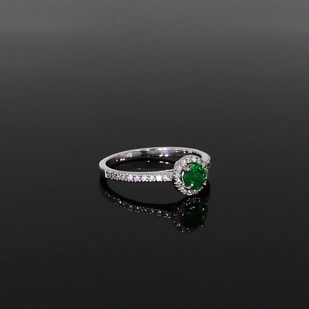 Round Brilliant Cut Emerald Ring<br /> 0.30CT in 18CT White Gold