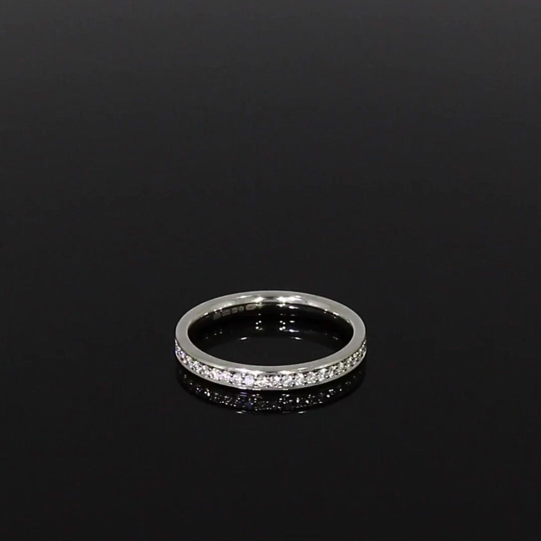 Brilliant Cut 0.75ct Diamond Full Eternity Ring in Platinum