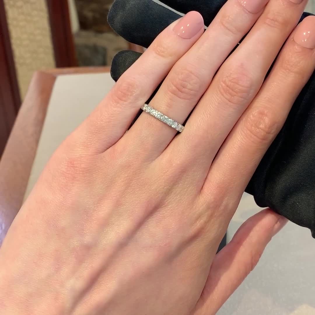 Classic 1.40ct Diamond Eternity Ring in Platinum