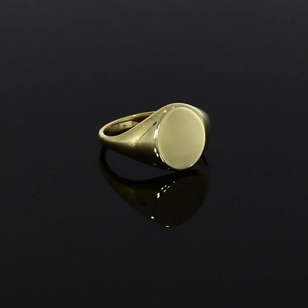 Plain Oval Signet Ring<br /> in 18CT Yellow Gold