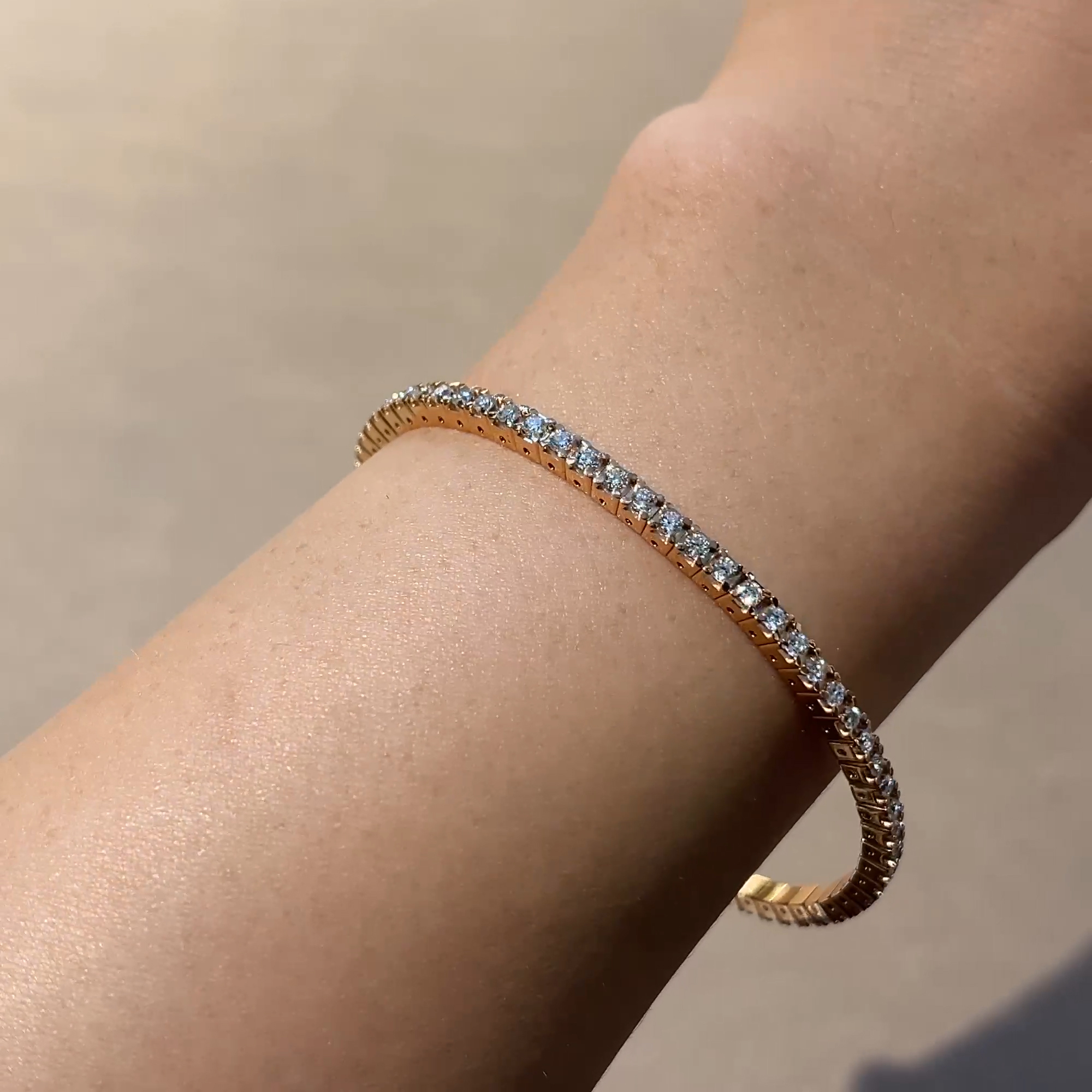 Expandable Diamond Bangle 2.11ct in 18ct Rose Gold