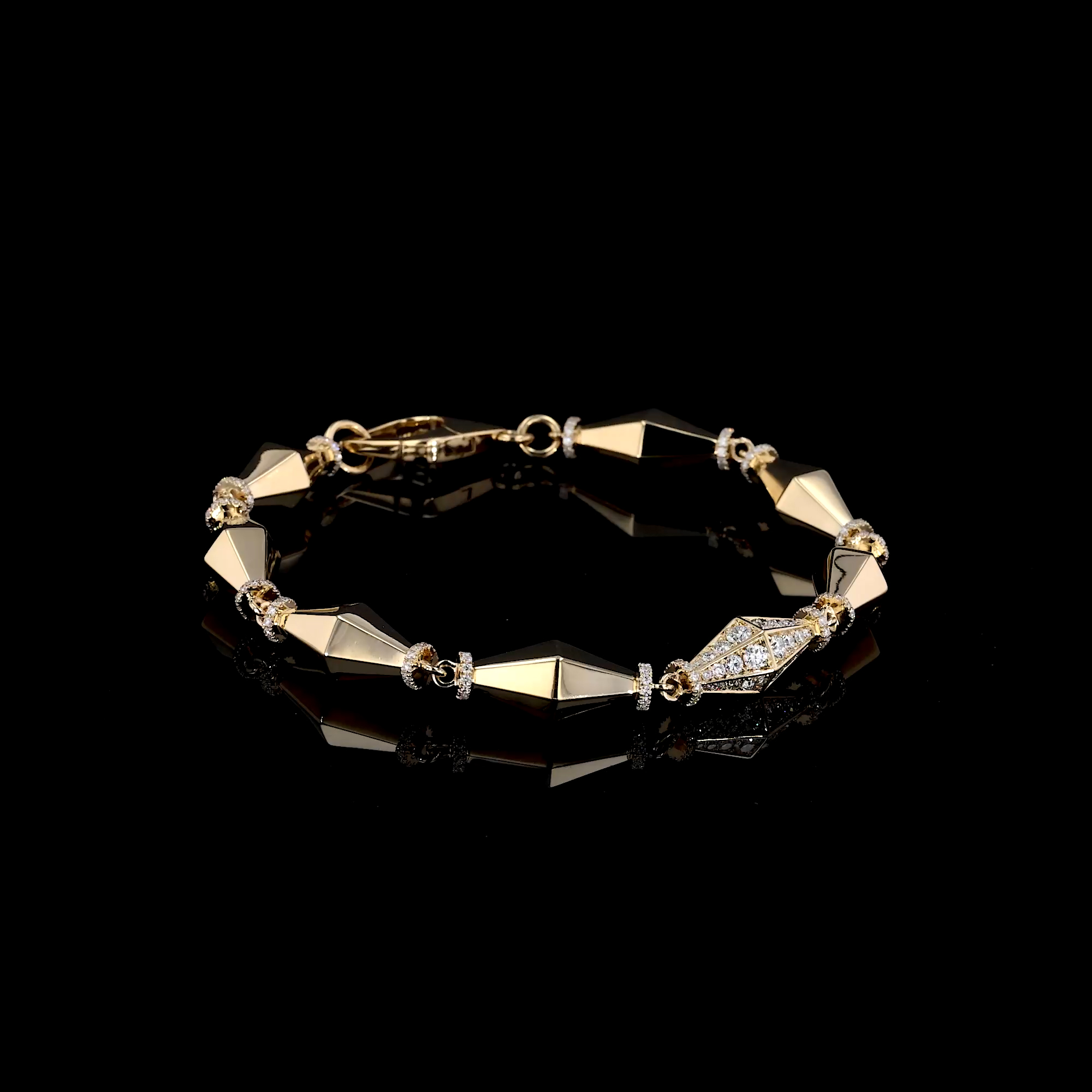 Cleopatra 1.921ct Diamond Gold Faceted Barrel Link Bracelet in 18ct Yellow Gold