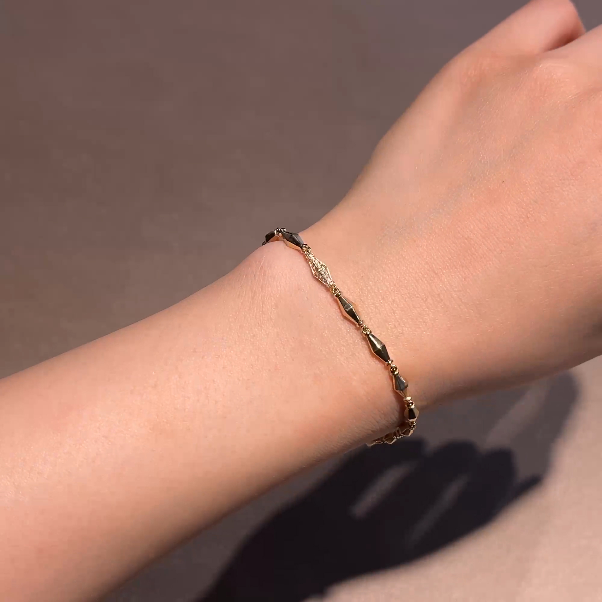 Cleopatra 0.188ct Diamond Gold Faceted Barrel Link Mini Bracelet in 18ct Yellow Gold