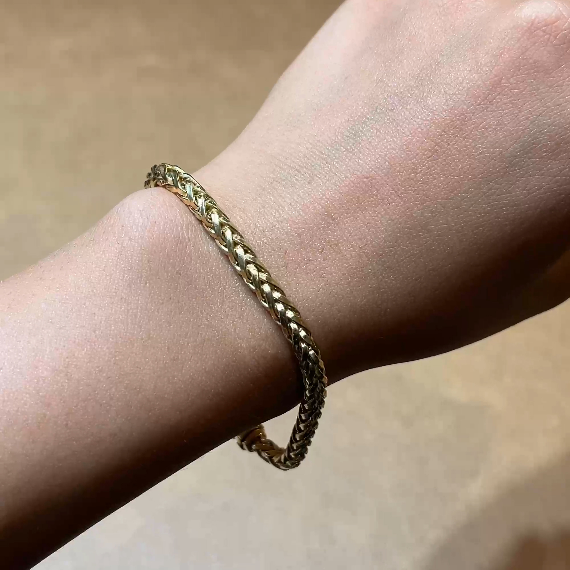 Handmade English Chain 0.20ct Diamond Bracelet in 18ct Yellow Gold