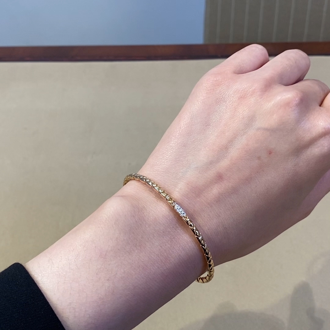 Groove Diamond Textured Bangle 0.10ct in 18ct Rose Gold