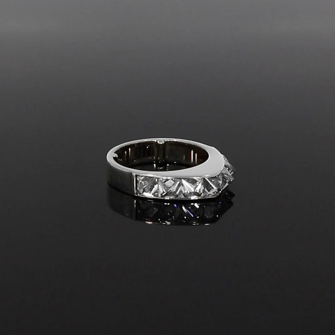 RockChic 2.77ct Diamond Peaked Seven Stone Ring in 18ct White Gold